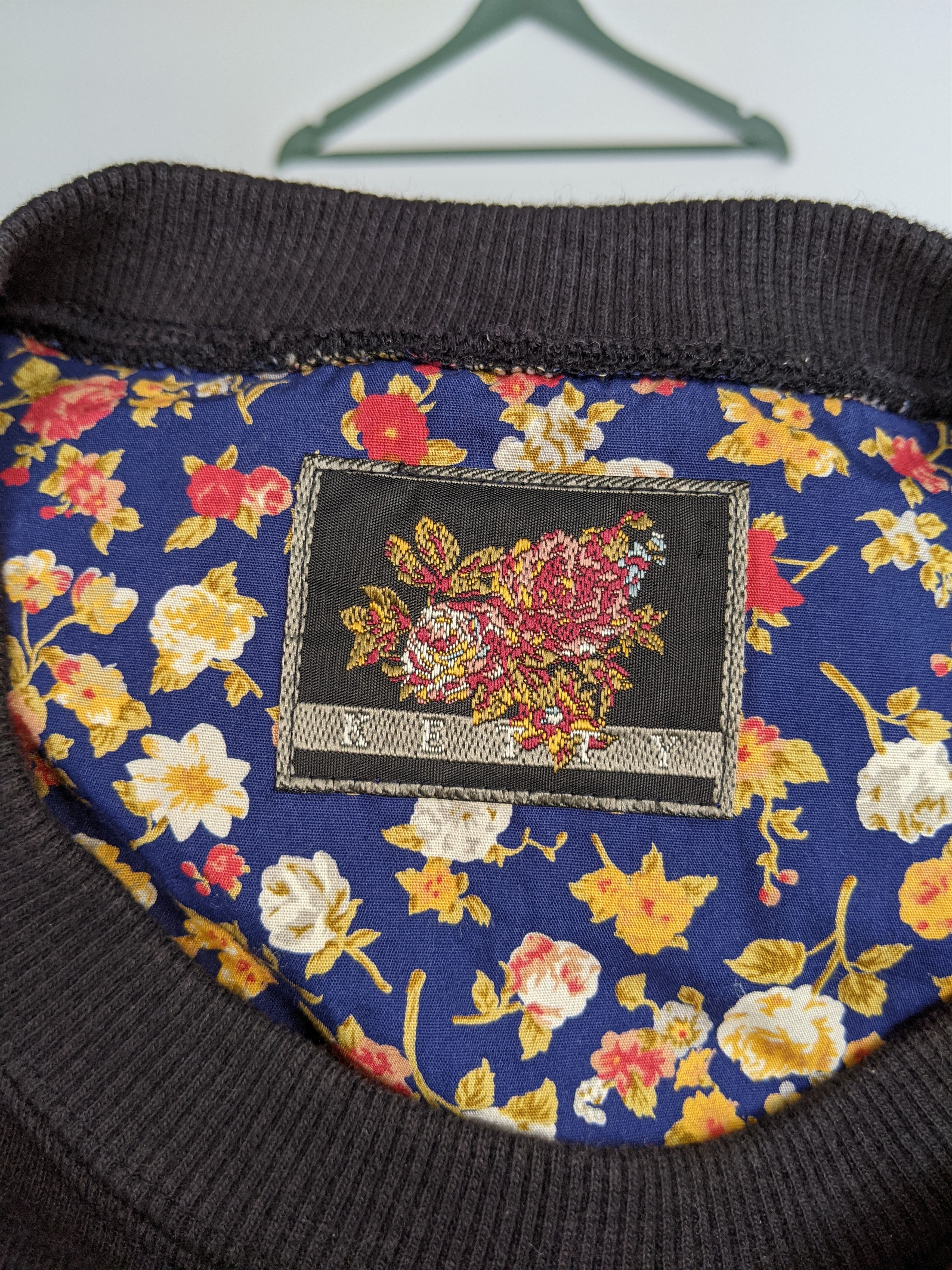 Designer Vintage Ketty Embroidery Flowers Sweatshirt/Size L Size L / US 10 / IT 46 - 8 Thumbnail