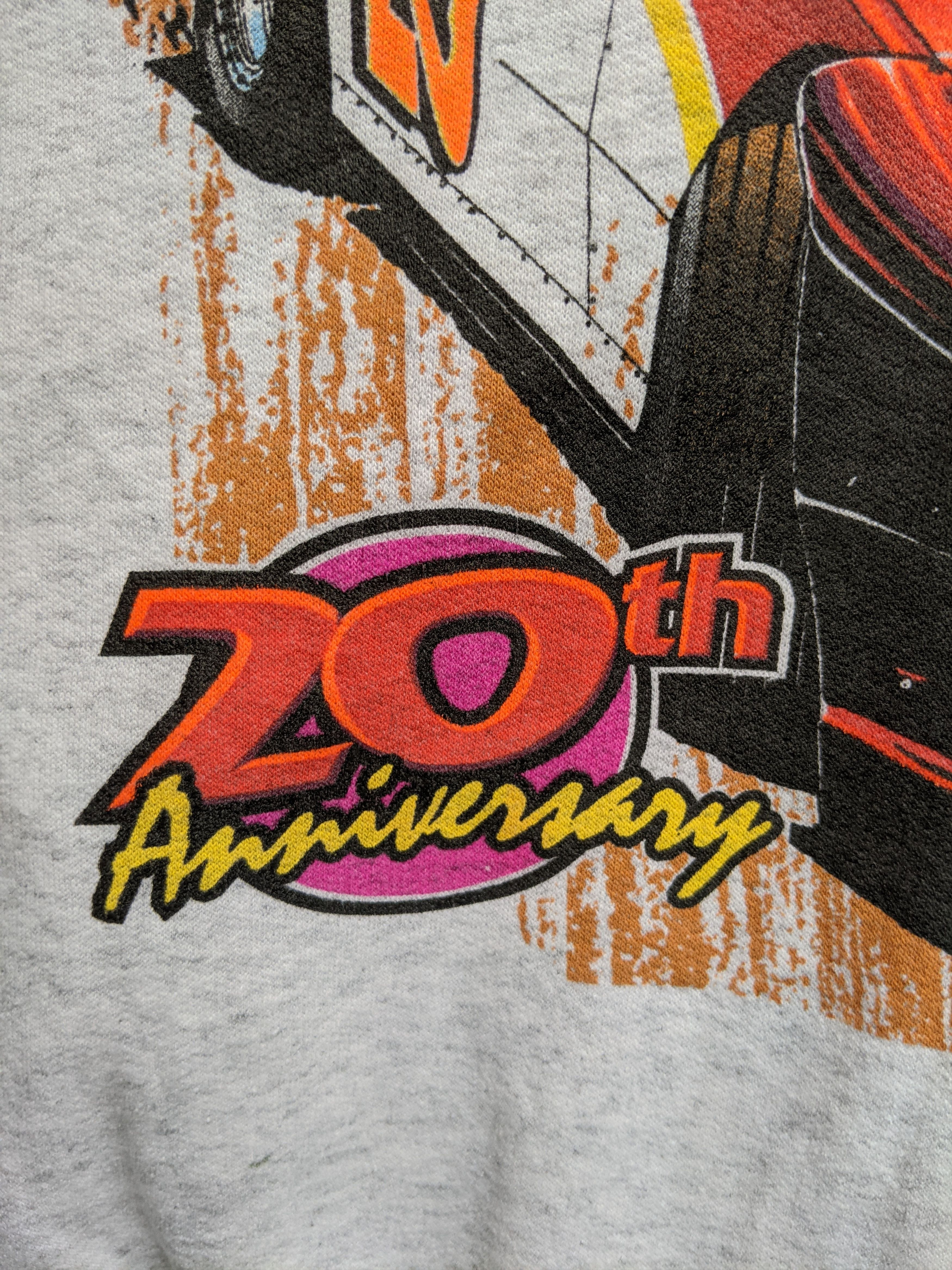 Hanes 1997 Yankee Dirt Track Classic 20th Anniversary Sweatshirt Size US XL / EU 56 / 4 - 4 Thumbnail
