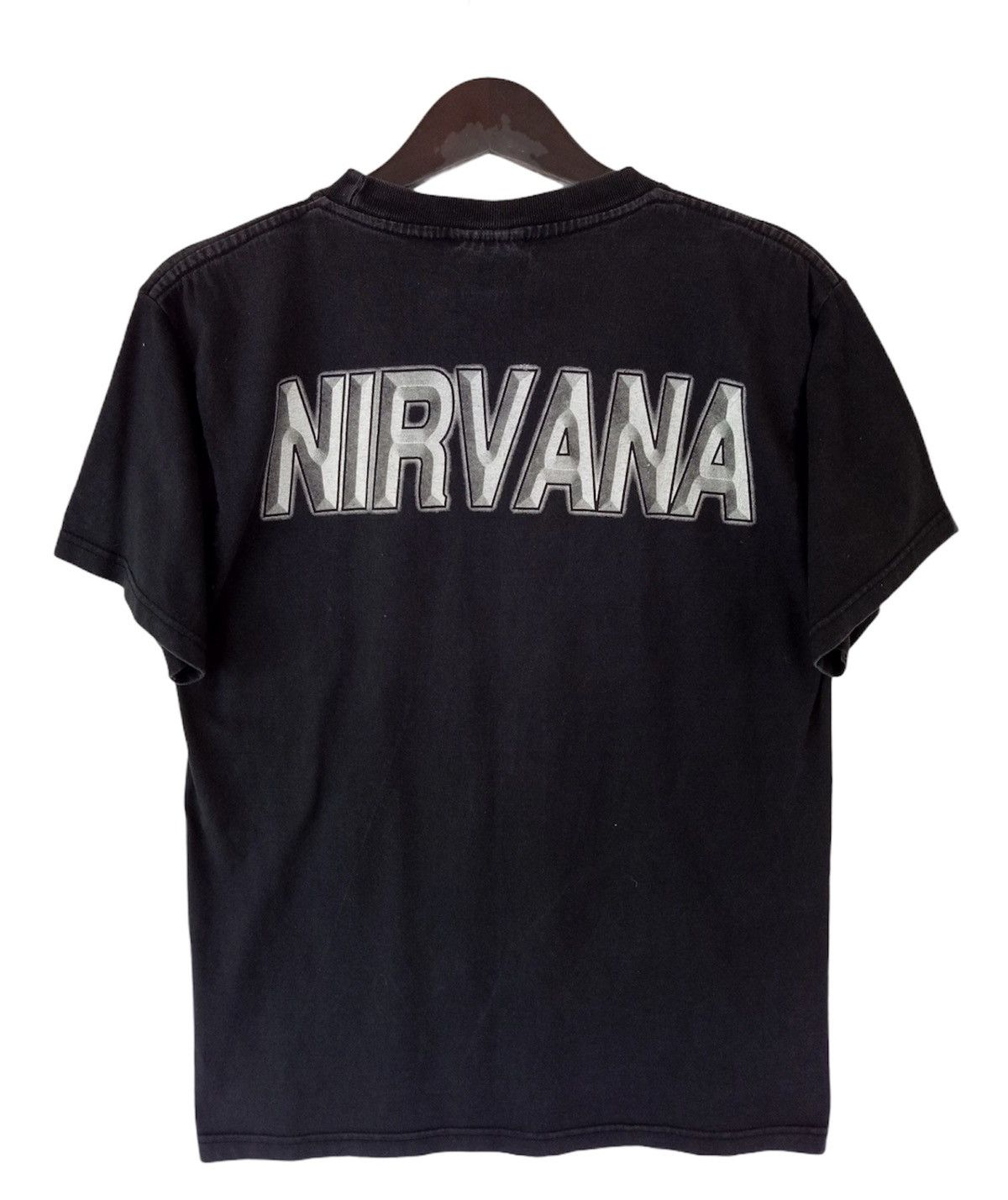 Band Tees NIRVANA grunge band Kurt Cobain dave grohl promo tee shirt Size US M / EU 48-50 / 2 - 2 Thumbnail