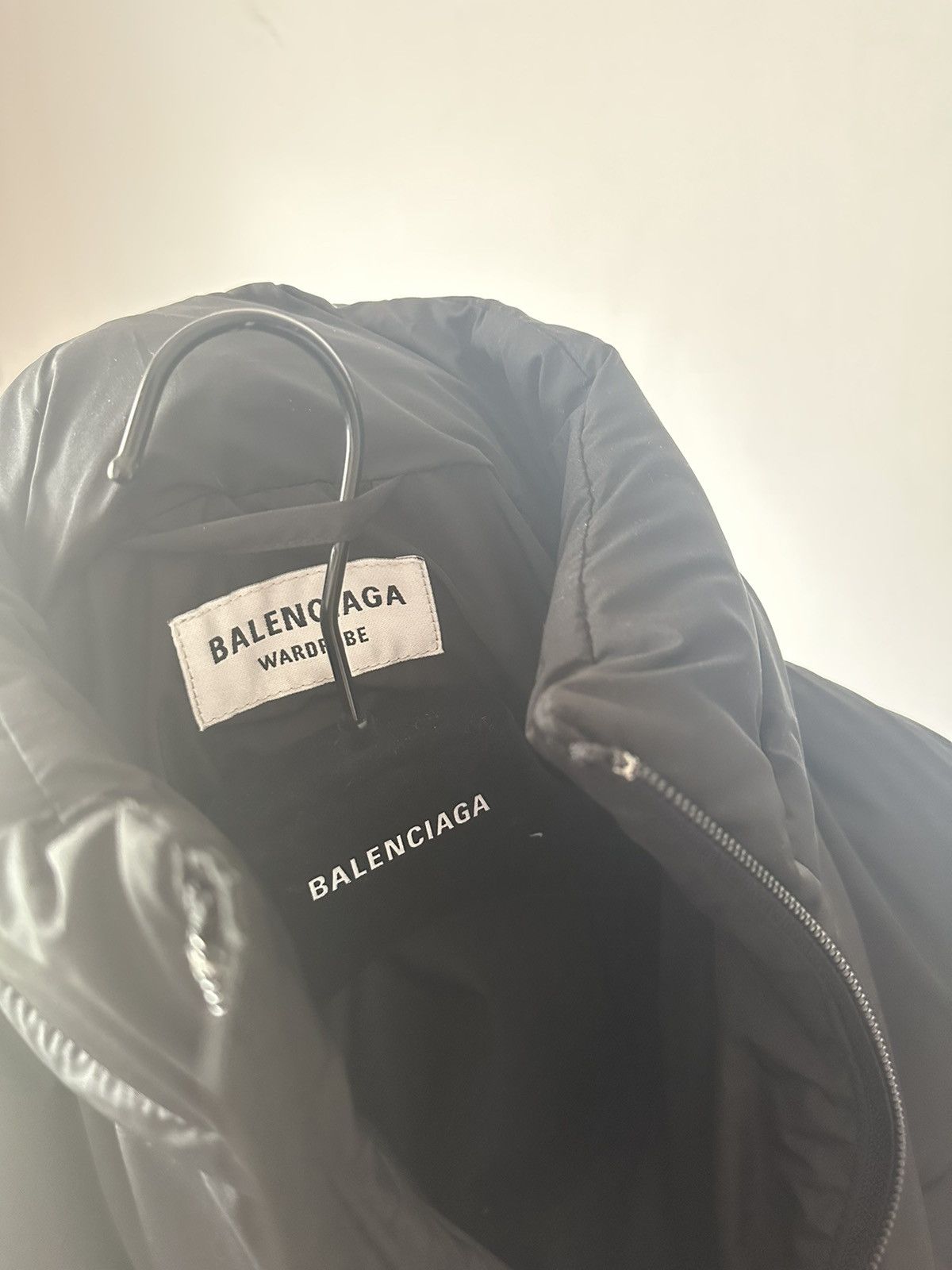Balenciaga Balenciaga Oversized Puffer Jacket Size US L / EU 52-54 / 3 - 7 Thumbnail