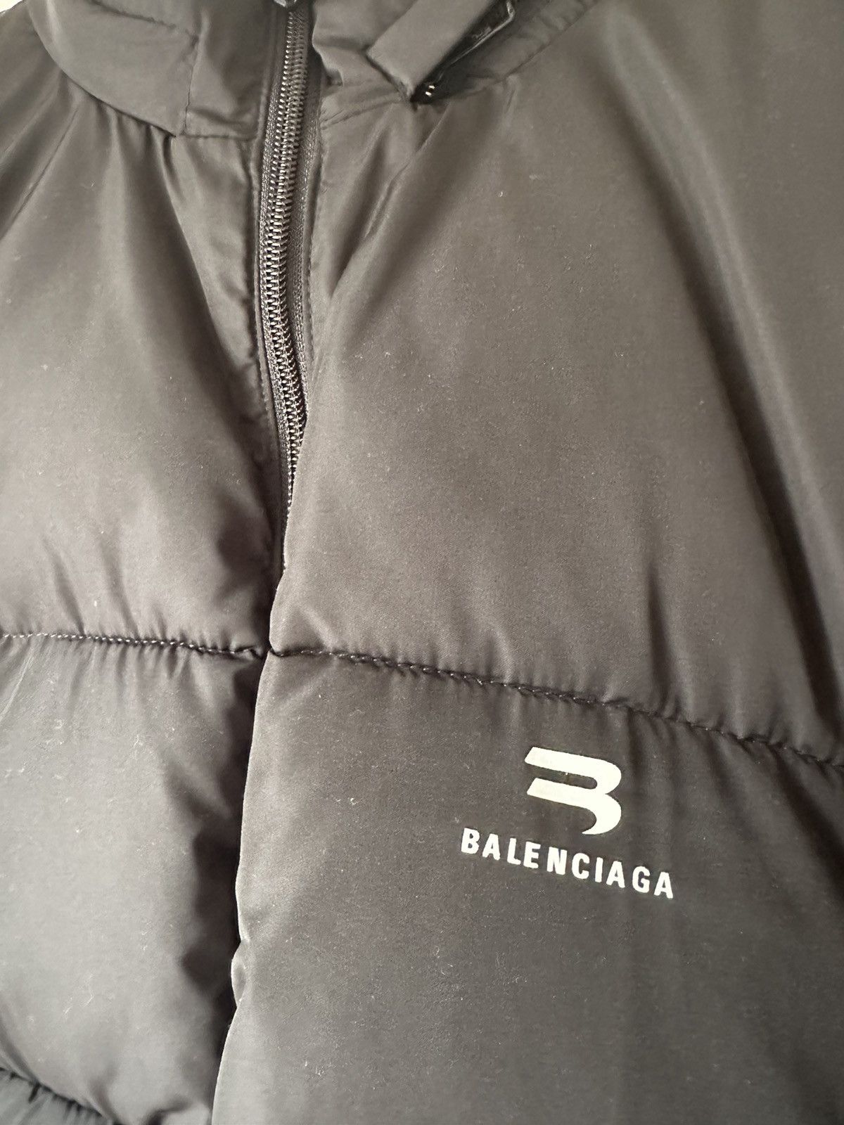 Balenciaga Balenciaga Oversized Puffer Jacket Size US L / EU 52-54 / 3 - 3 Thumbnail