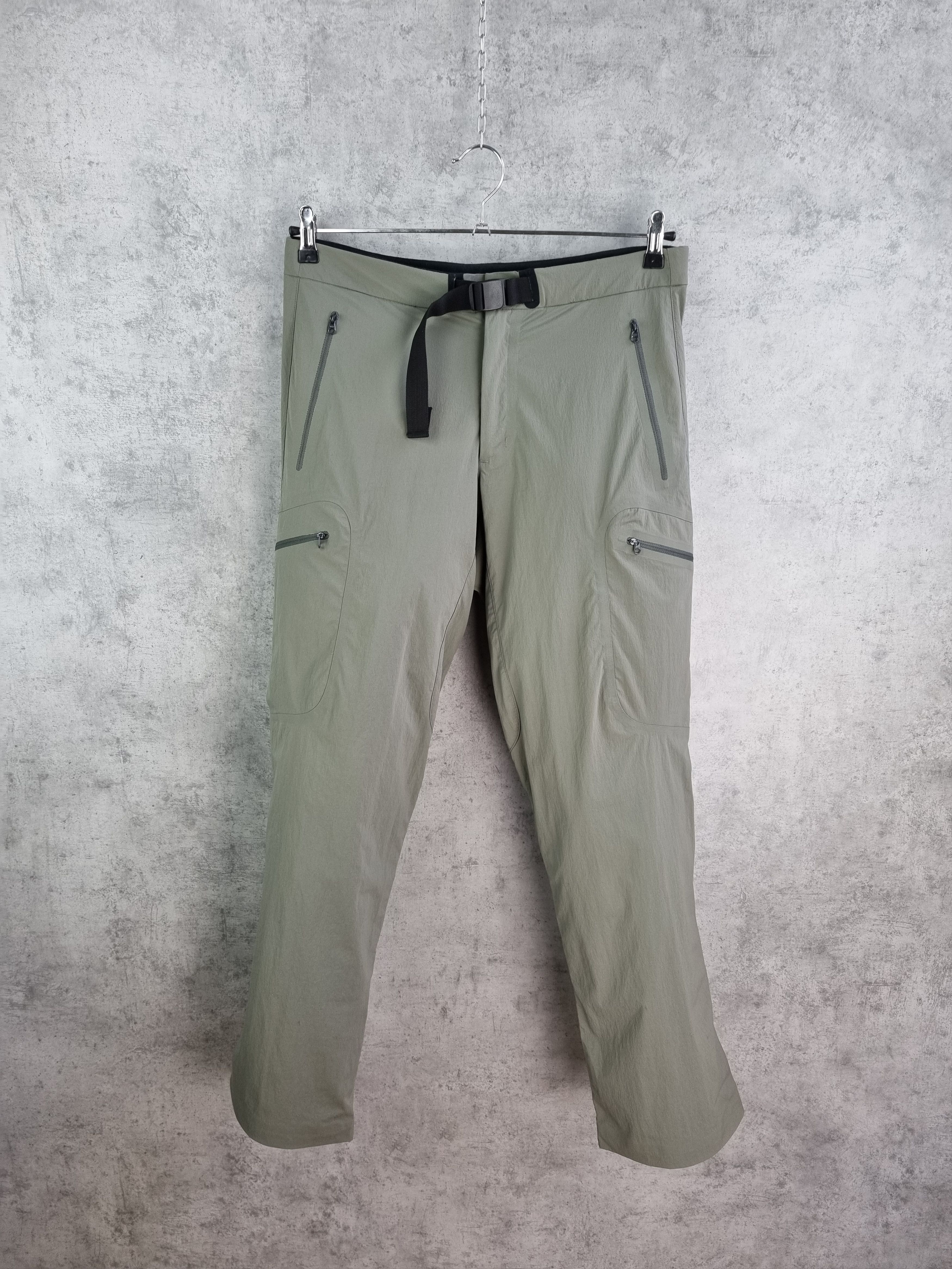 Arc'teryx 💧ArcTeryx Tech Utility Windproof Tracking Pants Size US 33 - 1 Thumbnail