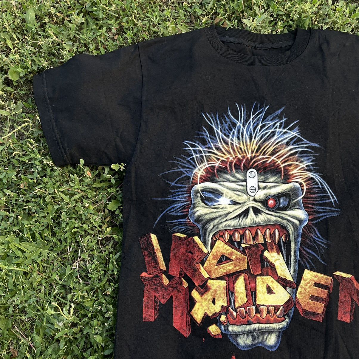 Vintage Vintage Y2K Iron Maiden Graphic Tee Band Punk Streetwear M Size US M / EU 48-50 / 2 - 3 Thumbnail