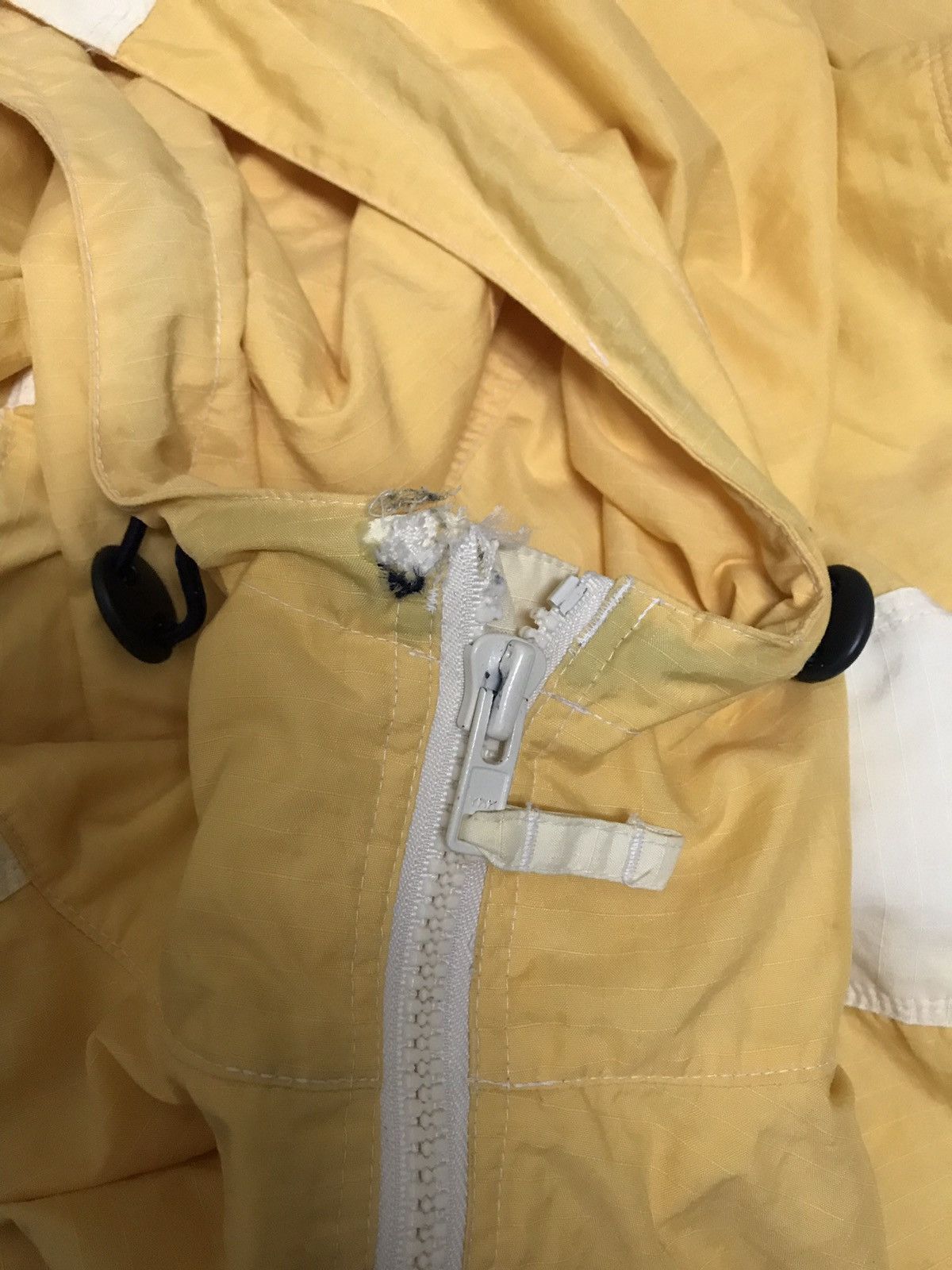 Tommy Hilfiger Tommy Hilfiger Windbreaker Streetwear Sailing Jacket Size US M / EU 48-50 / 2 - 3 Thumbnail