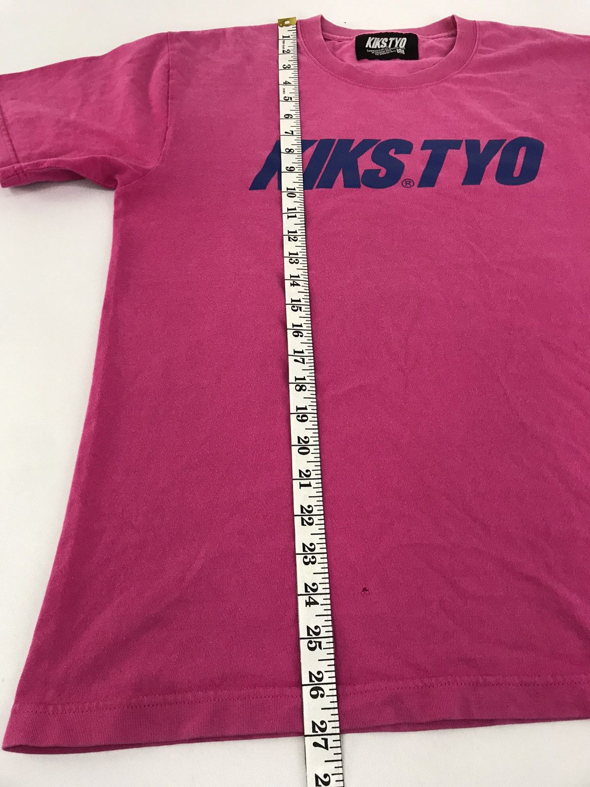 Vintage Kiks Tyo Sneaker Culture Personality Spell Out Tee Size US L / EU 52-54 / 3 - 9 Thumbnail