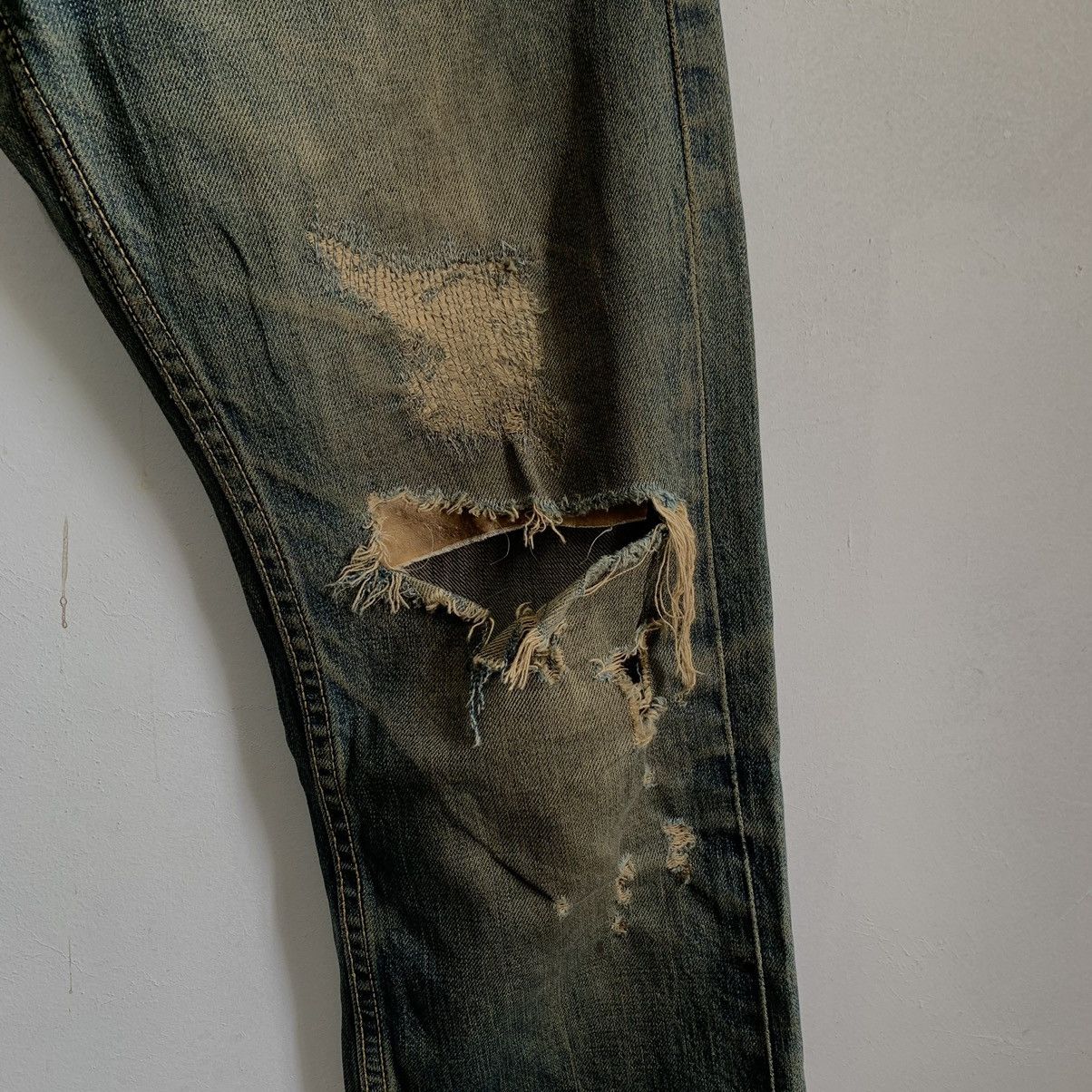 Cult Of Individuality Cult Of Individuality Selvedge Distressed Denim Jeans Size US 31 - 5 Thumbnail