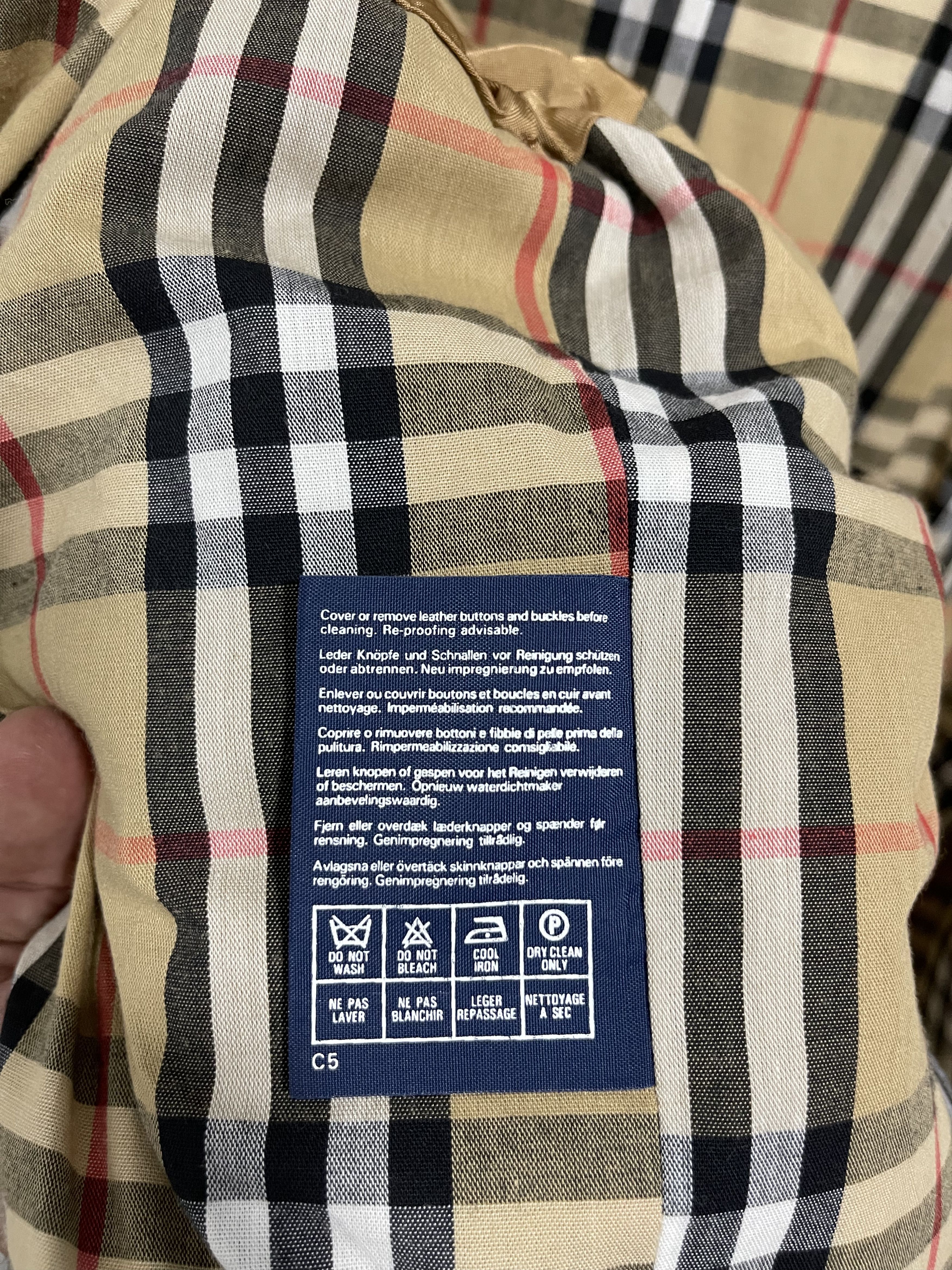 Burberry Burberry Nova Check Zipper Jacket Size M / US 6-8 / IT 42-44 - 11 Thumbnail