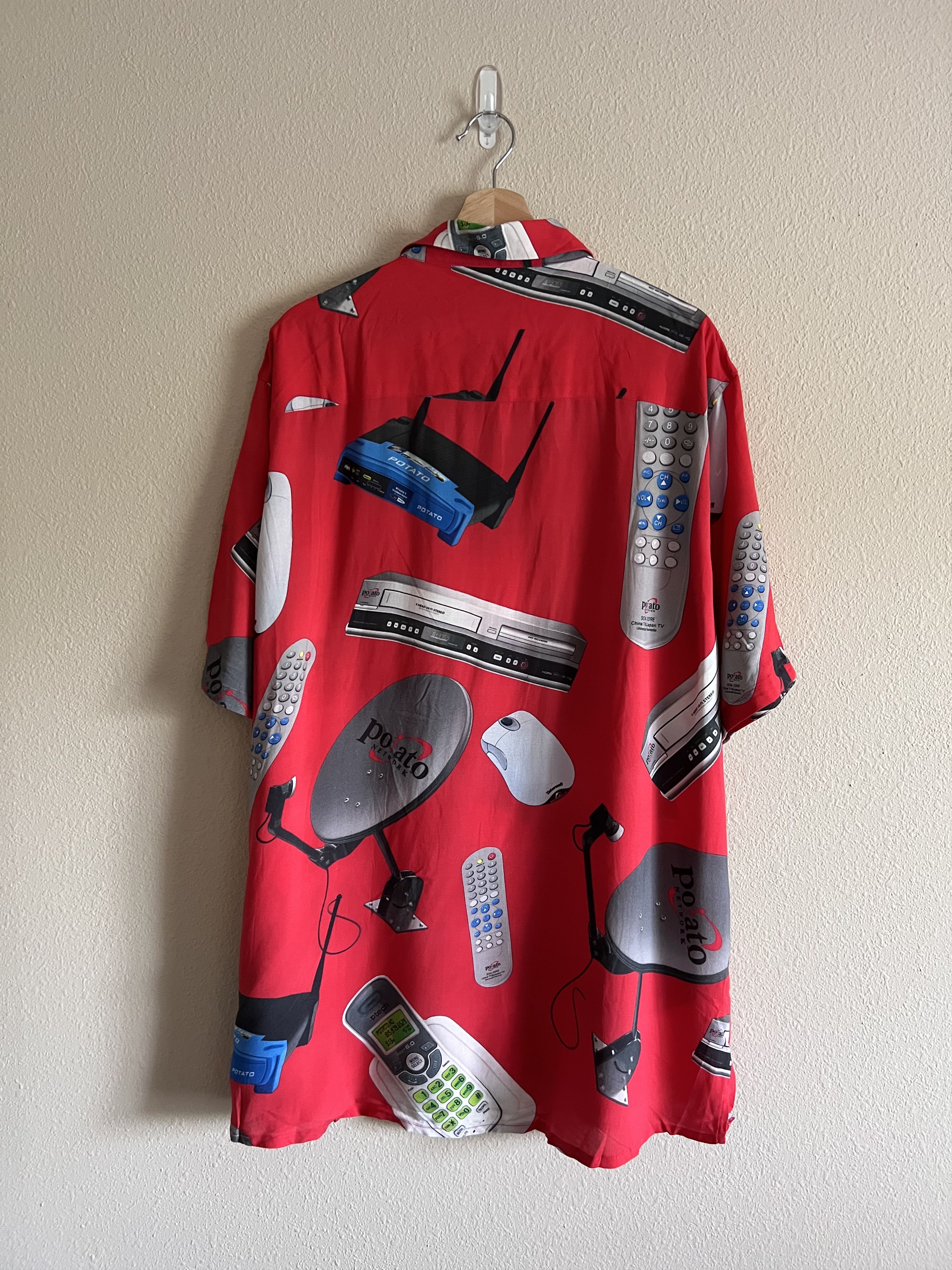 Imran Potato Imran Potato Electronics Button Up Shirt in Red Size US XL / EU 56 / 4 - 5 Thumbnail