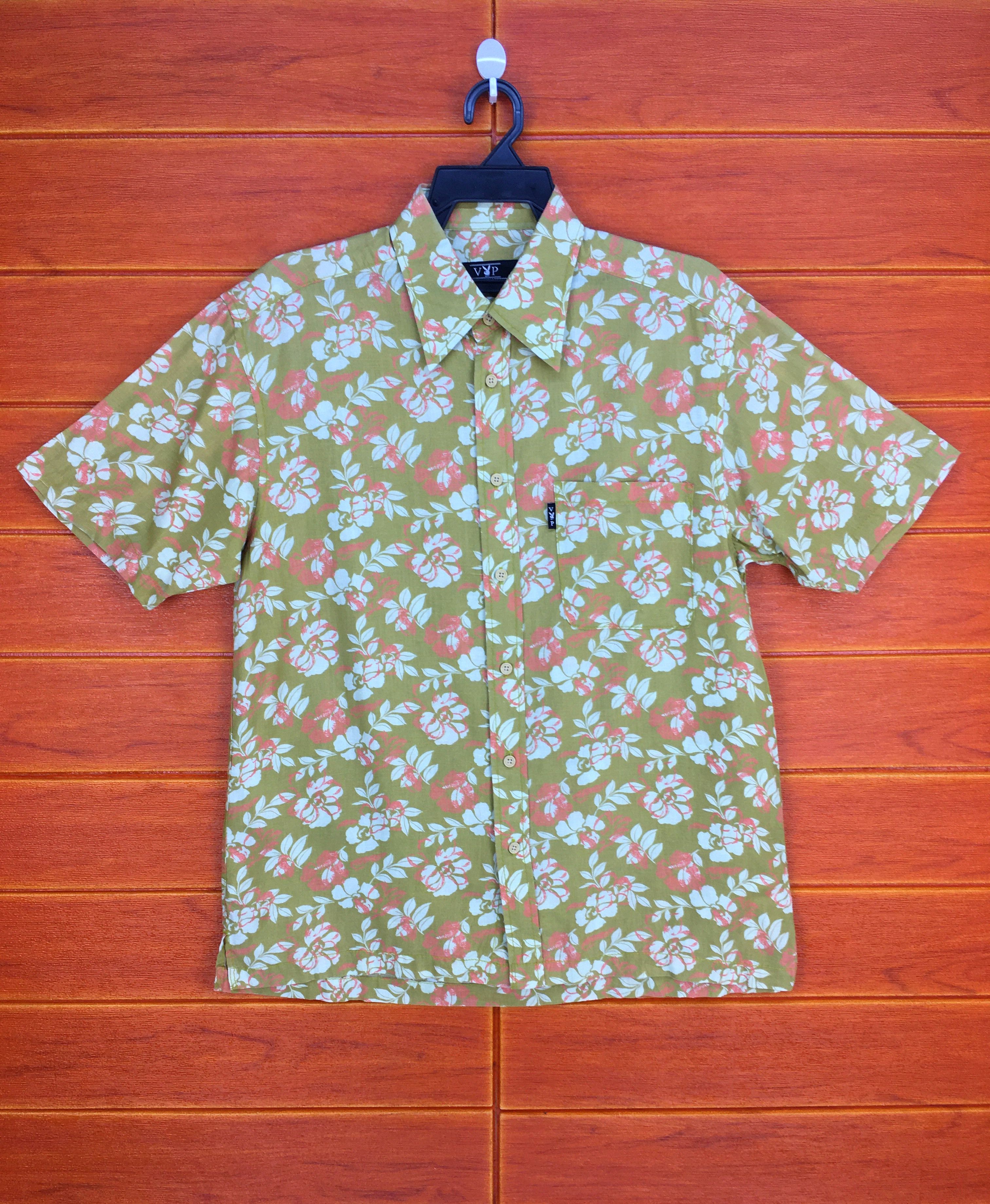 Playboy Vintage PLAYBOYS Floral Flowers Hawaiian Shirt Size US M / EU 48-50 / 2 - 1 Thumbnail