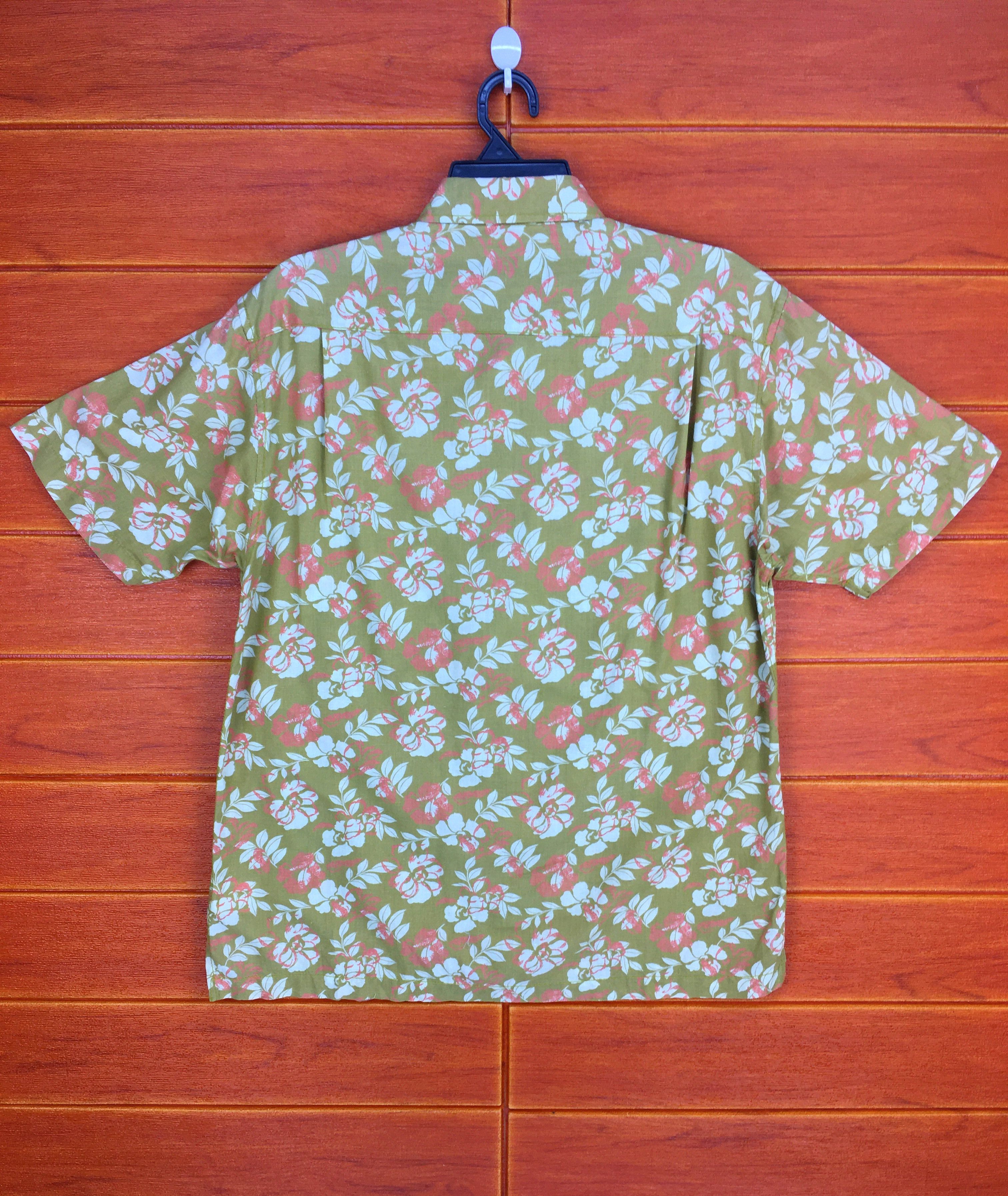 Playboy Vintage PLAYBOYS Floral Flowers Hawaiian Shirt Size US M / EU 48-50 / 2 - 10 Thumbnail