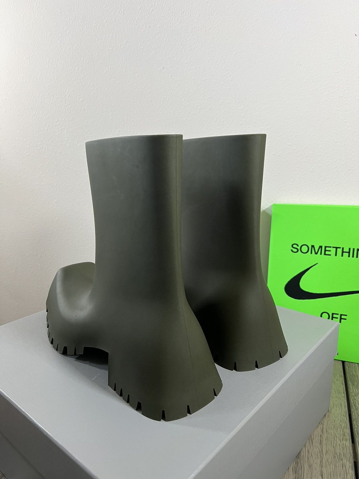 Balenciaga Balenciaga Rubber Trooper Boots Green Size US 13 / EU 46 - 4 Thumbnail