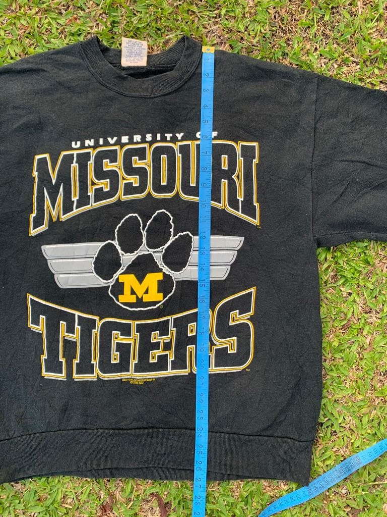 Vintage Vintage University of Missouri Tigers Size US L / EU 52-54 / 3 - 11 Thumbnail