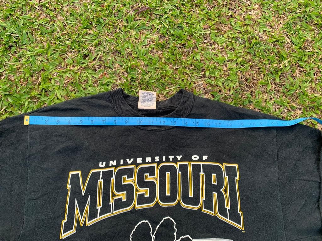 Vintage Vintage University of Missouri Tigers Size US L / EU 52-54 / 3 - 13 Thumbnail