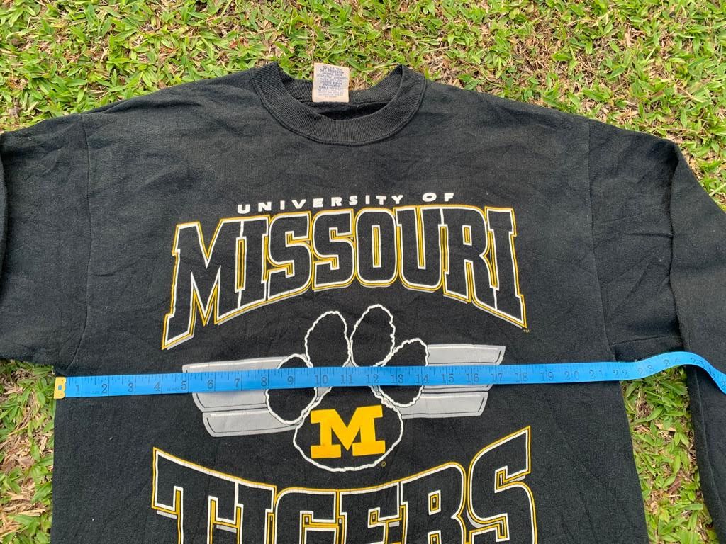 Vintage Vintage University of Missouri Tigers Size US L / EU 52-54 / 3 - 12 Thumbnail