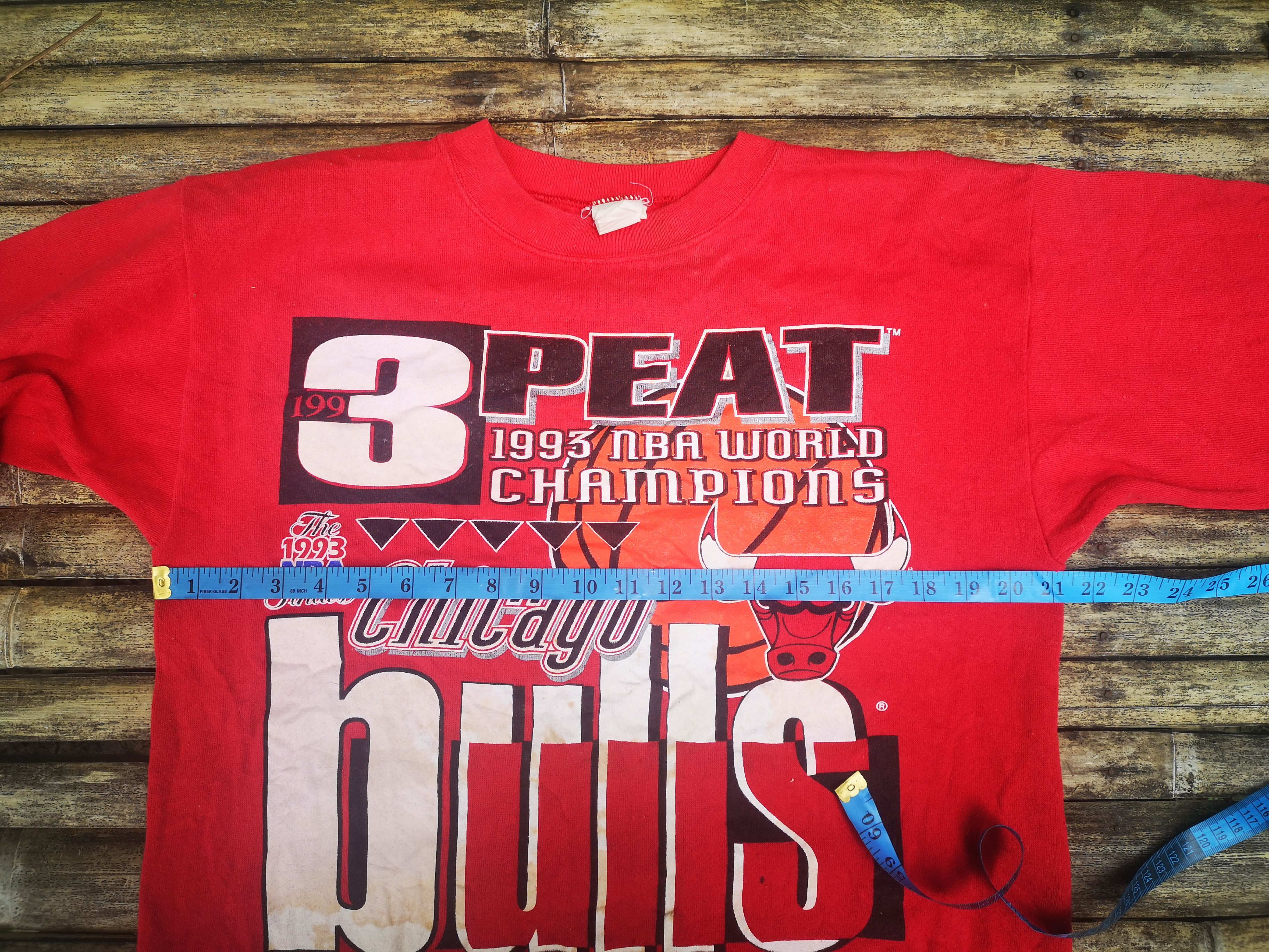 NBA Vintage Chicago Bull X NBA 1993 Size US L / EU 52-54 / 3 - 12 Thumbnail
