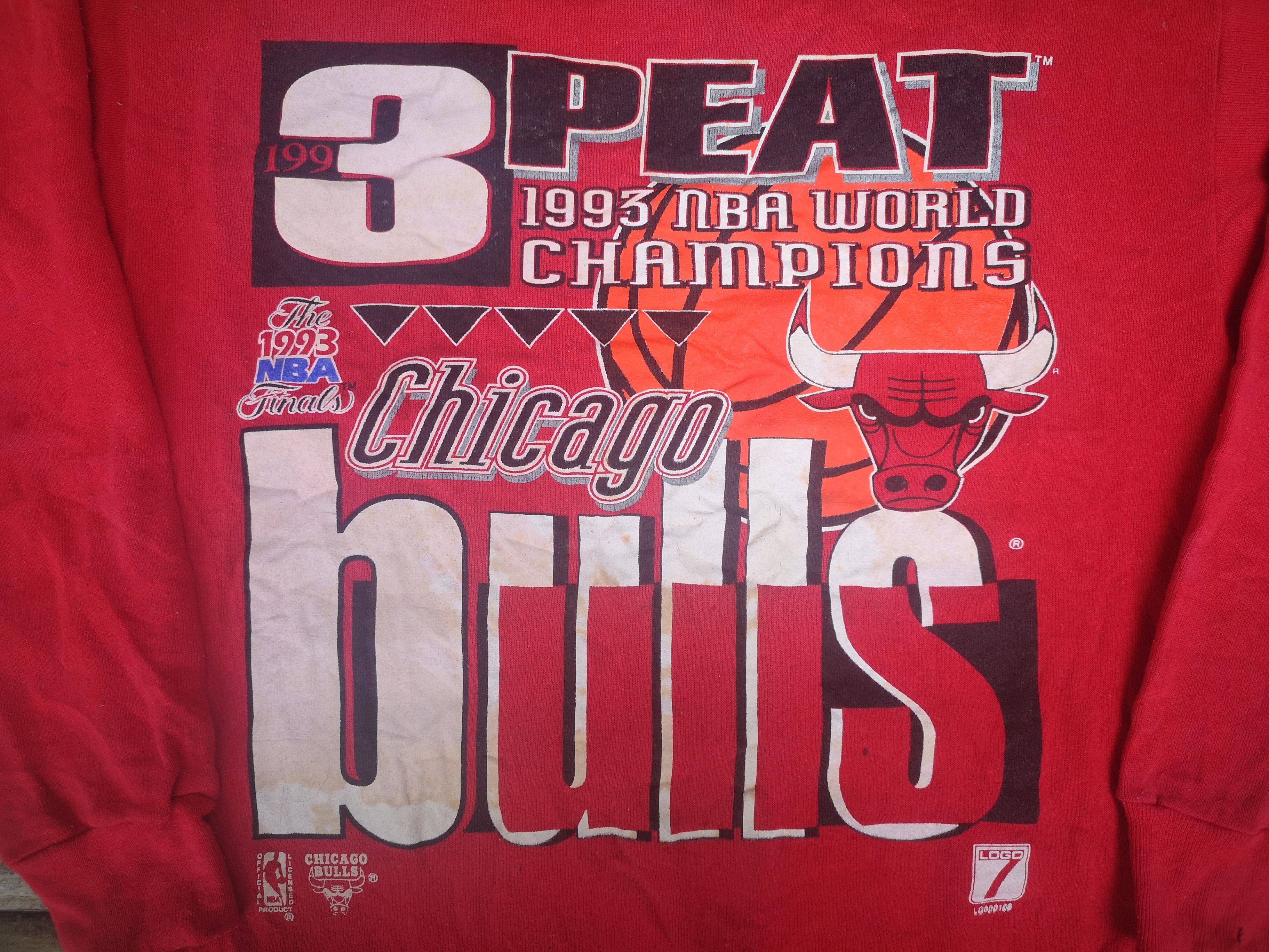 NBA Vintage Chicago Bull X NBA 1993 Size US L / EU 52-54 / 3 - 5 Thumbnail