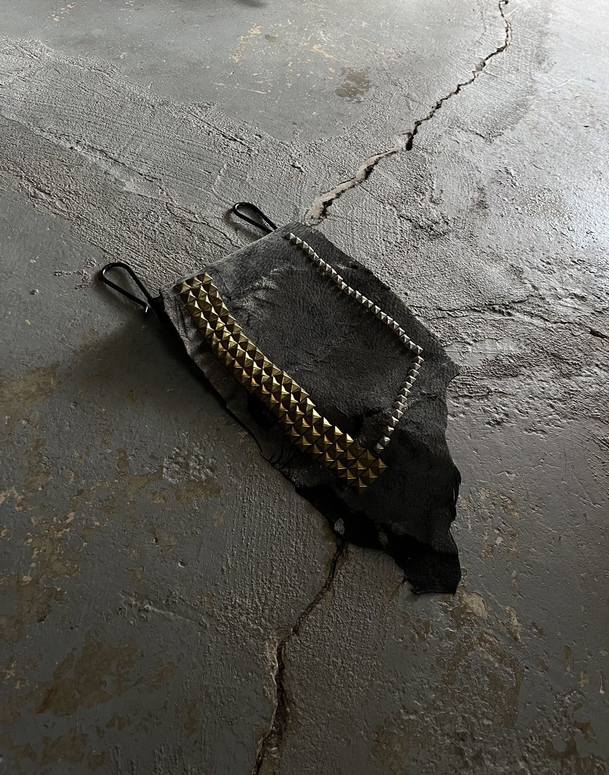 Yasuyuki Ishii Studded Glove & Studded Waist Bag Set Size ONE SIZE - 6 Thumbnail