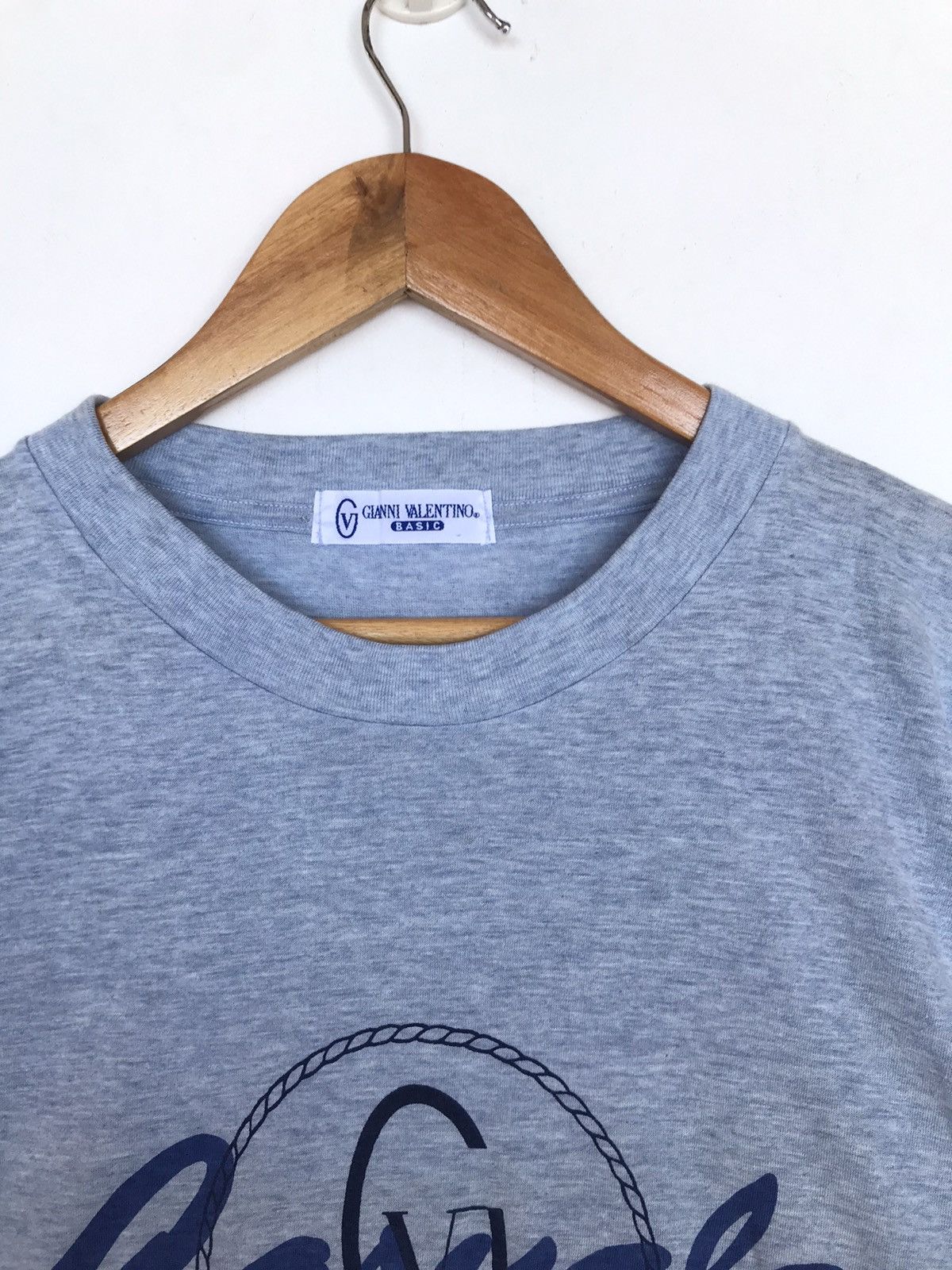 Valentino Vintage Gianni Valentino T Shirt Big Logo Spellout Size US M / EU 48-50 / 2 - 2 Thumbnail