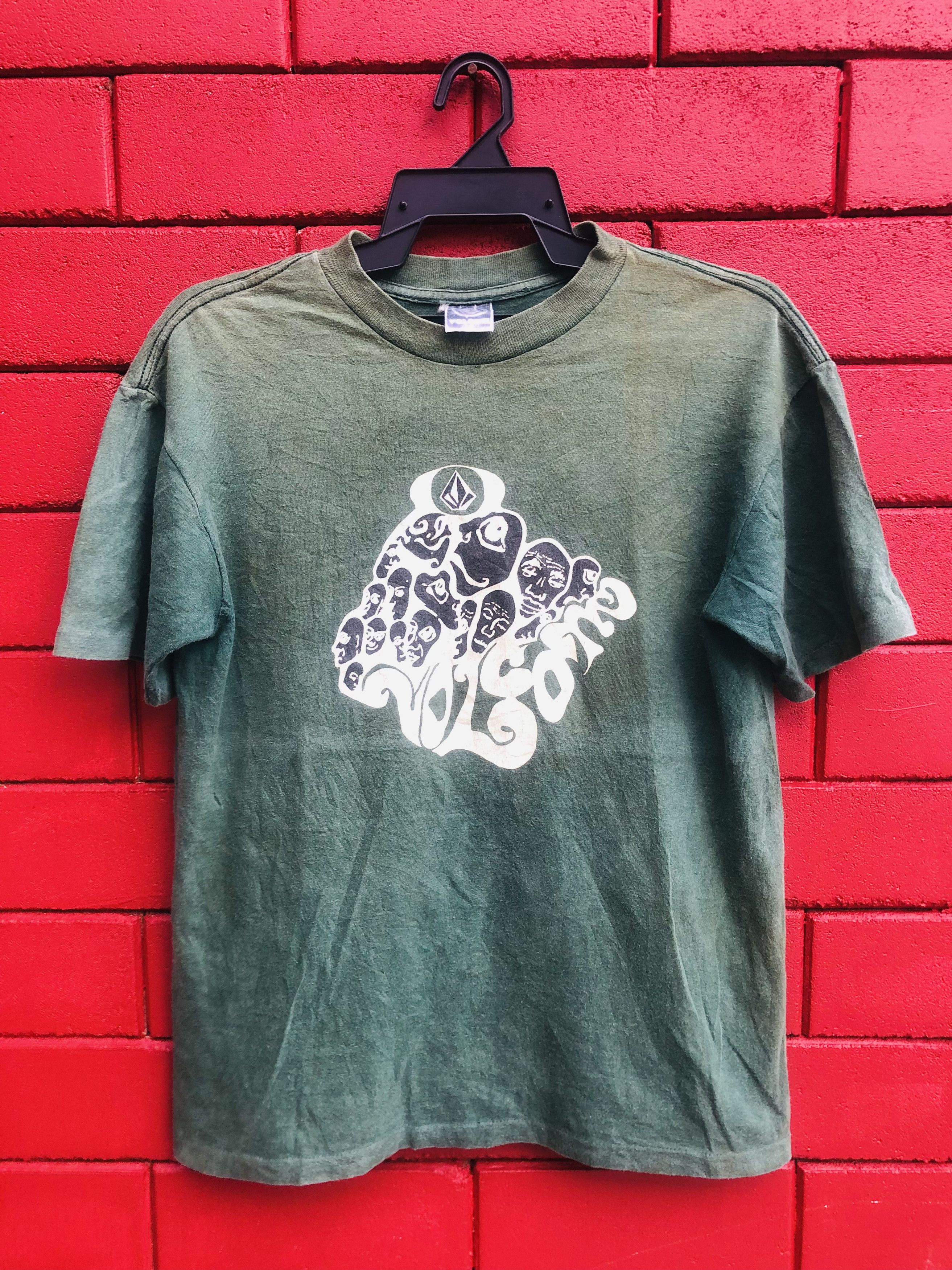 image of Vintage Volcom Skateboarding Designer Streetwear Fashion in Faded Green, Men's (Size Medium)