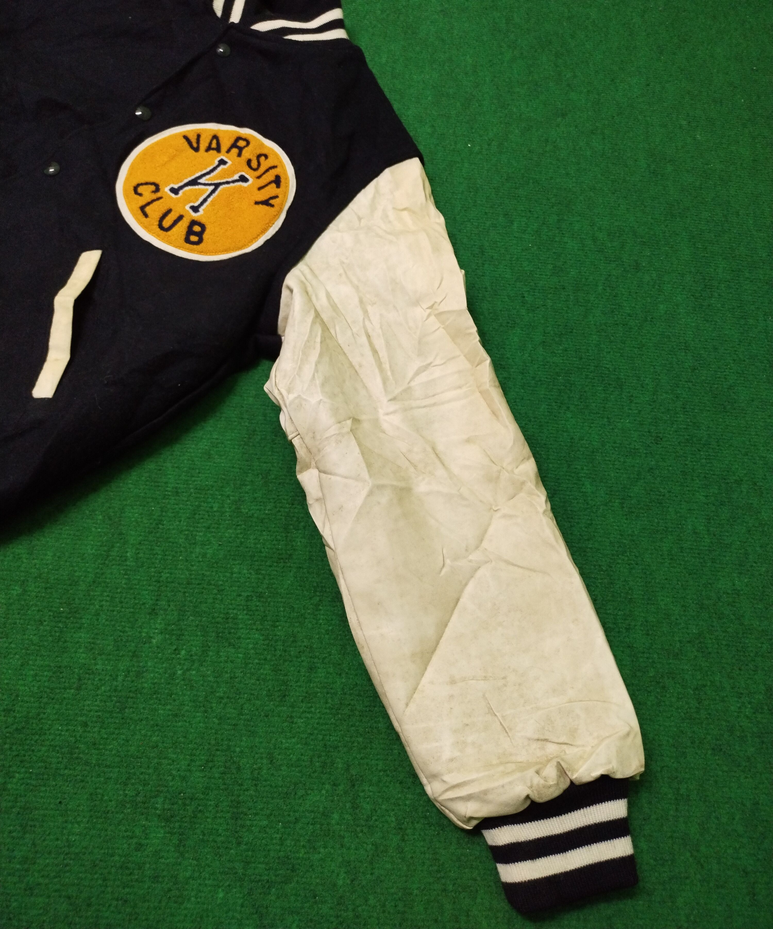 Holloway 90's Vintage Holloway Hornets Varsity Jacket Size US L / EU 52-54 / 3 - 12 Thumbnail