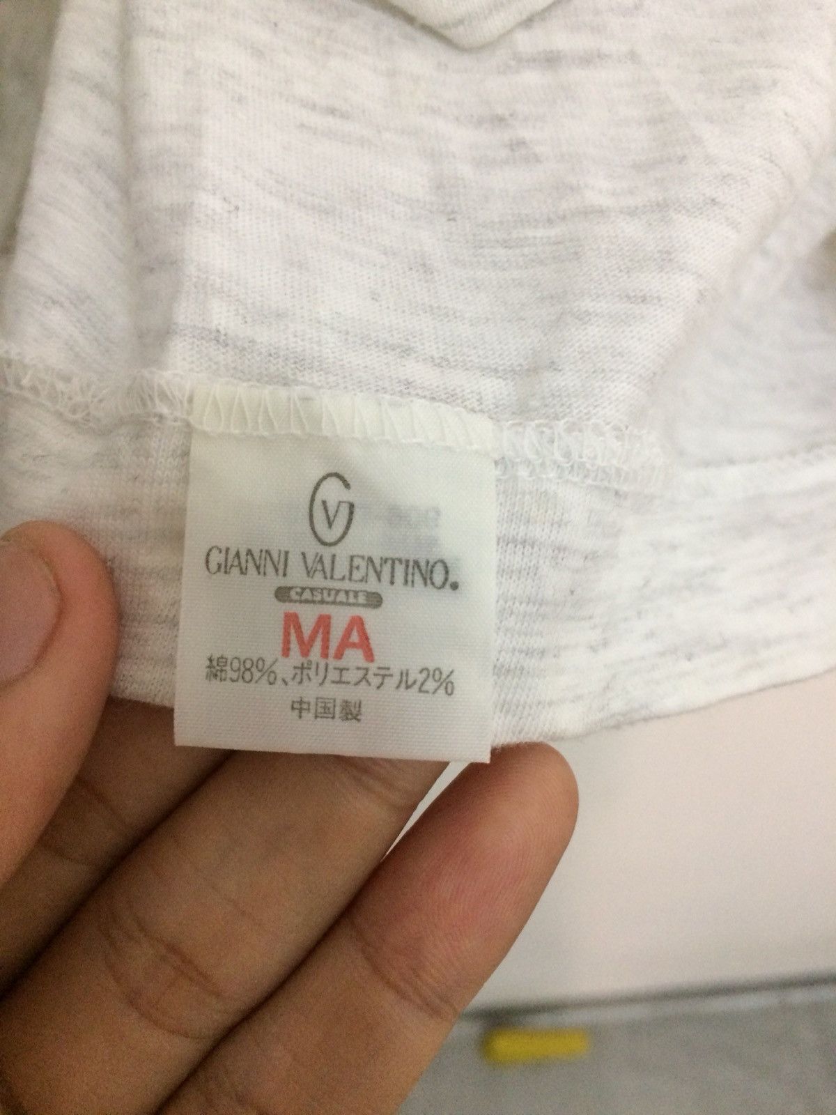 Gianni Valentino × Valentino Vintage Gianni Valentino Shirt Spellout Size US M / EU 48-50 / 2 - 4 Thumbnail