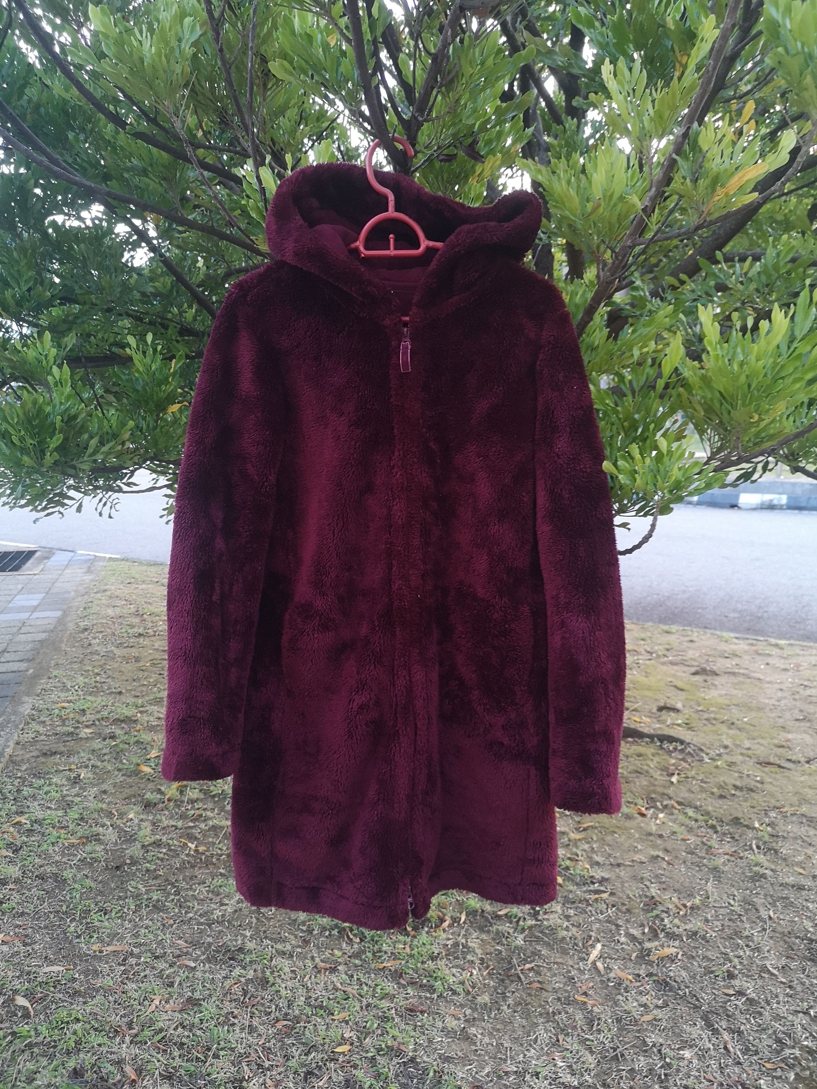 image of Uniqlo Faux Fur Long Jacket in Maroon, Men's (Size Medium)