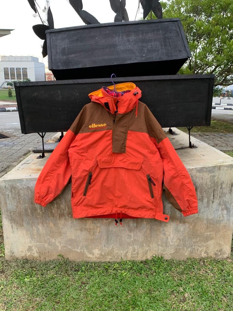 image of Vintage Ellesse Vertical Dive Jacket, Men's (Size Medium)