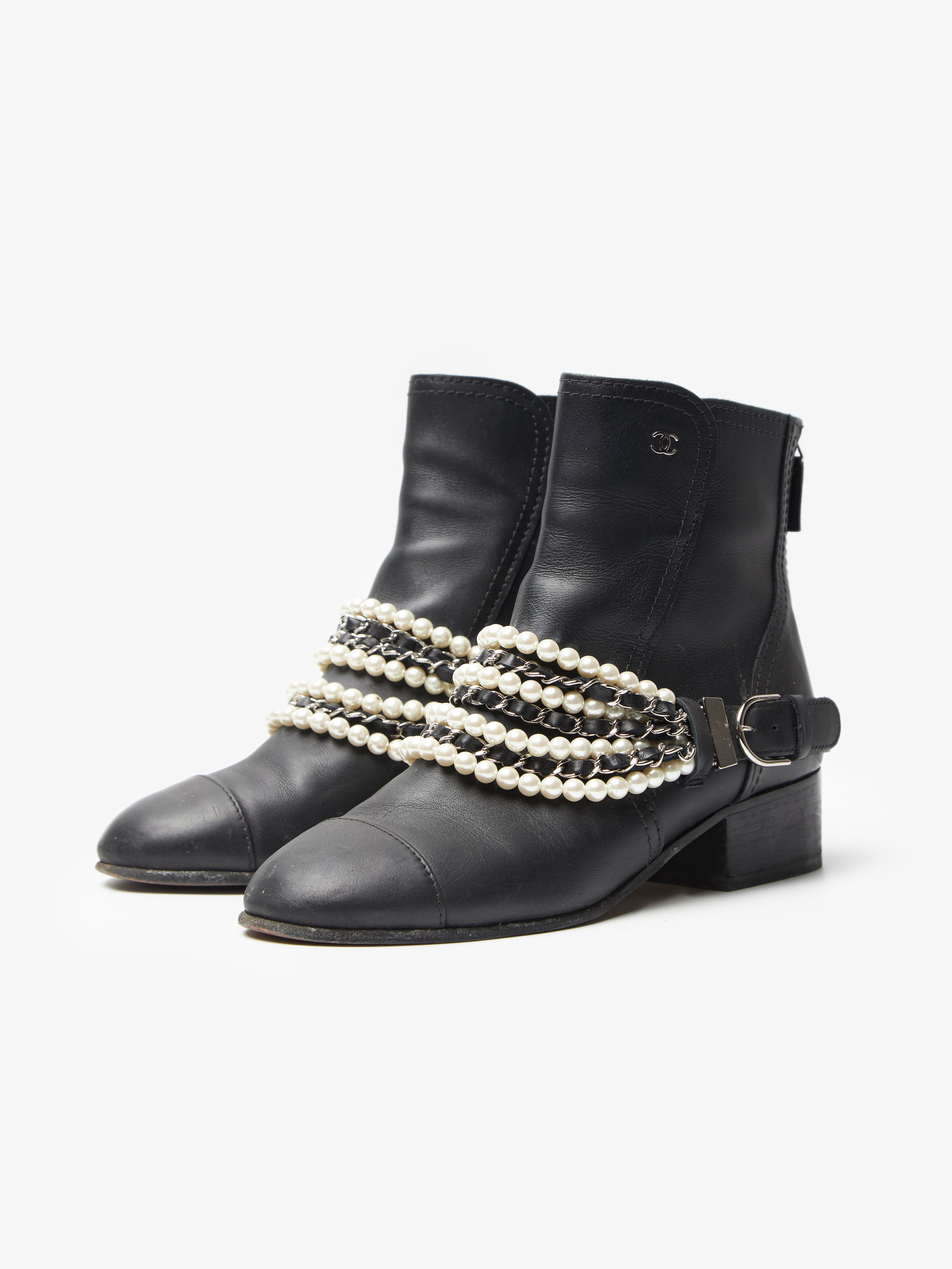 Chanel Black Pearls Detailed Leather Boots Size US 8.5 / IT 38.5 - 1 Thumbnail