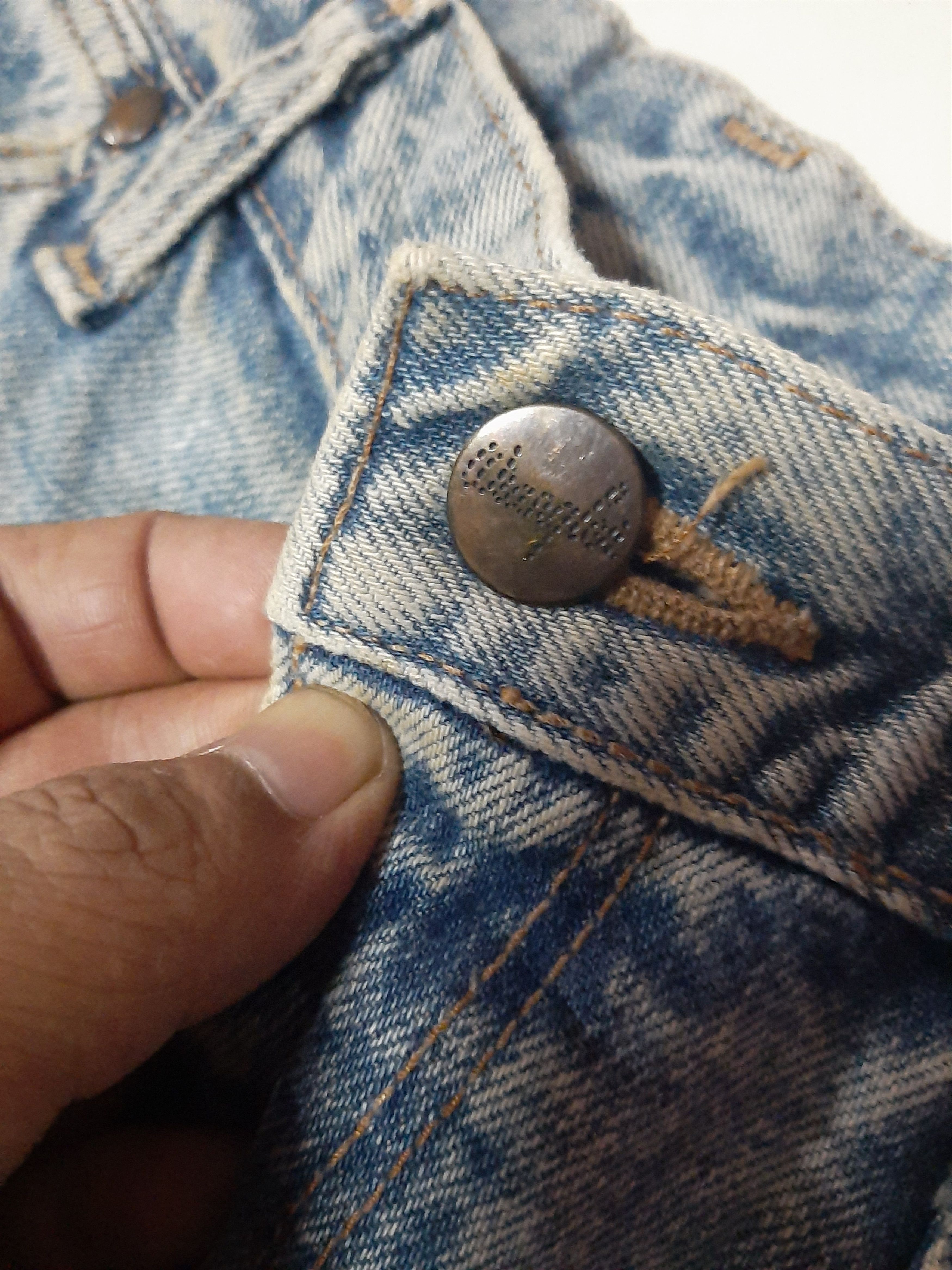 Vintage × Wrangler VINTAGE WRANGLER BLUE BELL DISTRESSED SELVEDGE DENIM Size US 30 / EU 46 - 4 Thumbnail