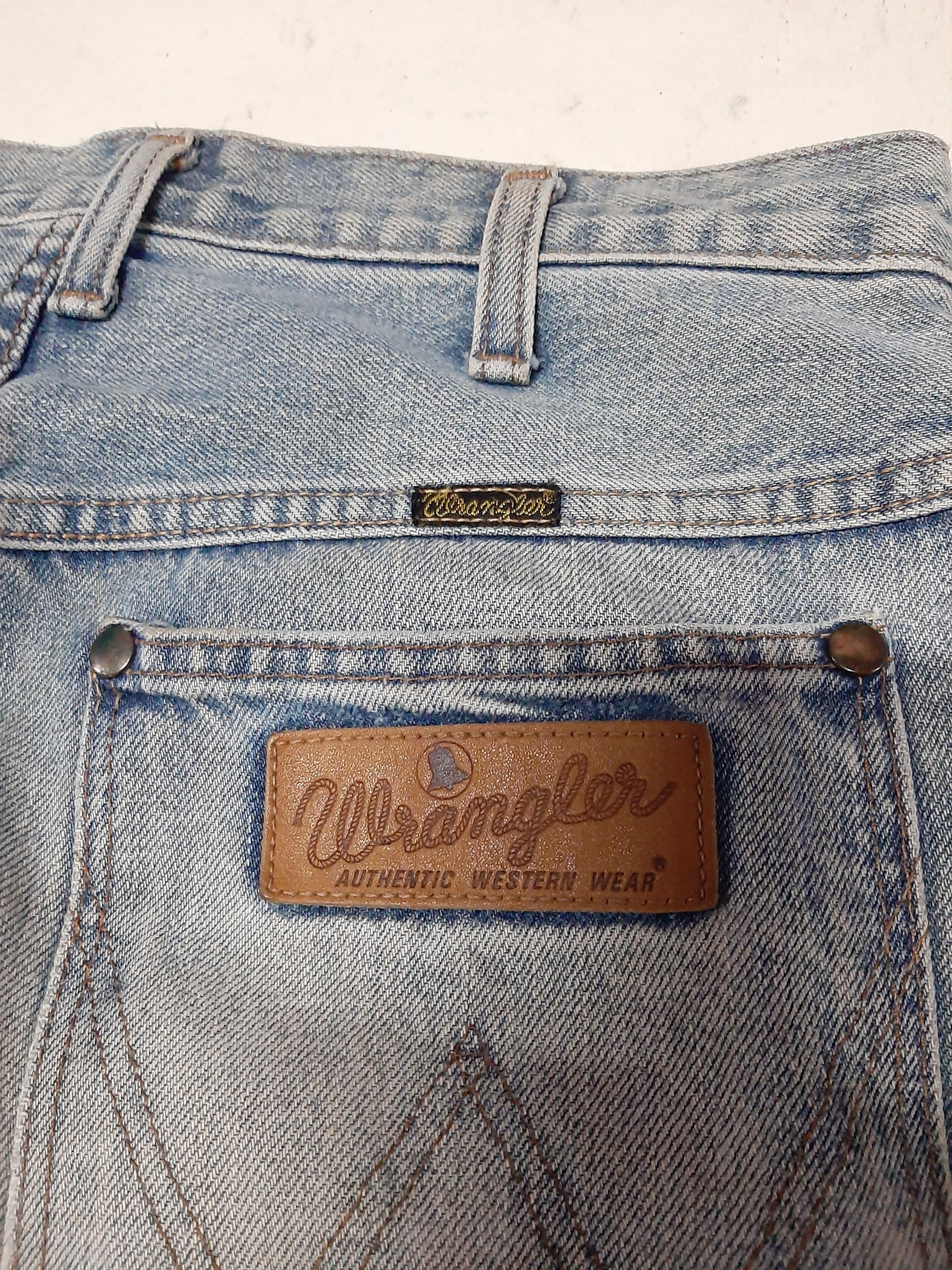 Vintage × Wrangler VINTAGE WRANGLER BLUE BELL DISTRESSED SELVEDGE DENIM Size US 30 / EU 46 - 13 Thumbnail
