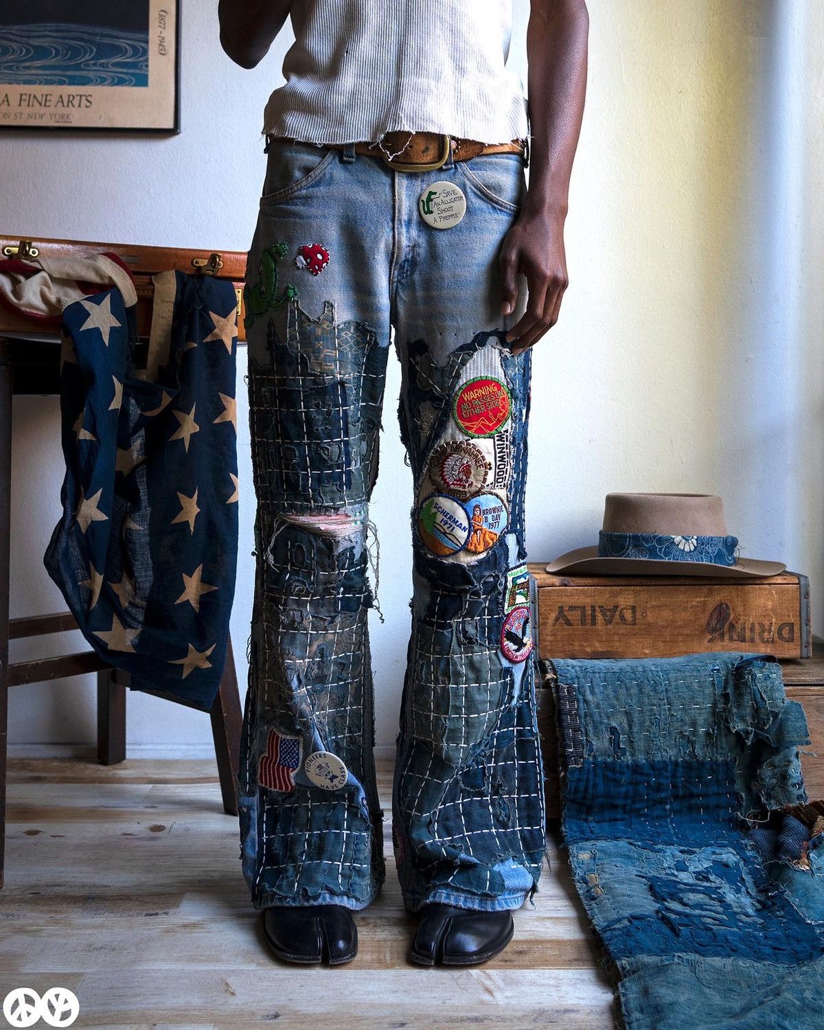 Handmade × Levi's × Vintage “Where Do You Go” Composted Boro Levi’s 684 Bell Bottoms Size US 31 - 5 Thumbnail