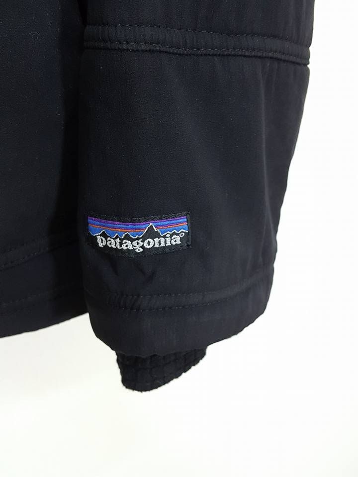 Patagonia Polyester Nylon All Black Light Jacket MADE IN USA Size US M / EU 48-50 / 2 - 10 Thumbnail