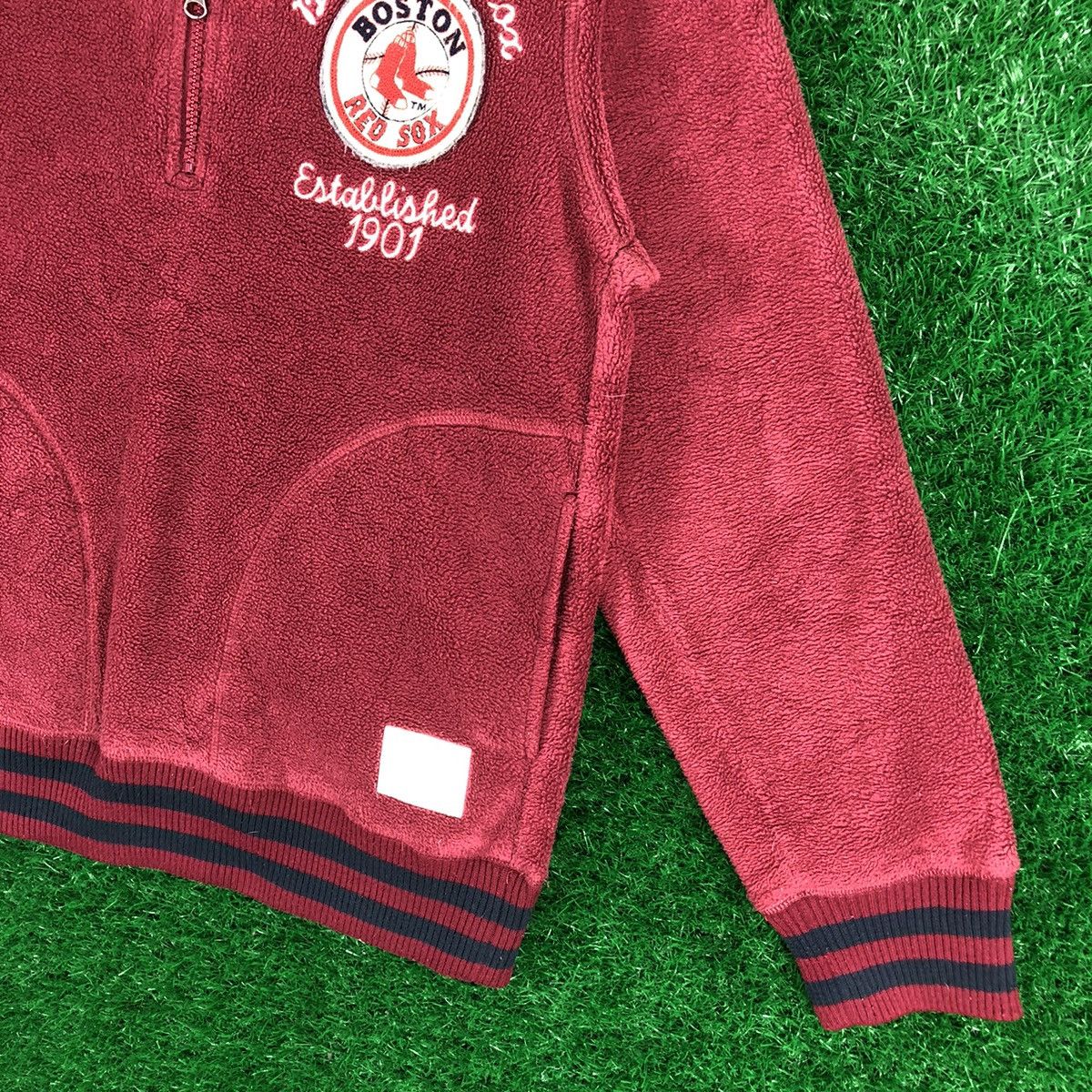 Uniqlo Uniqlo x MLB Boston 1901 Red Sox Fleece Sweater Pullover Size US M / EU 48-50 / 2 - 6 Thumbnail