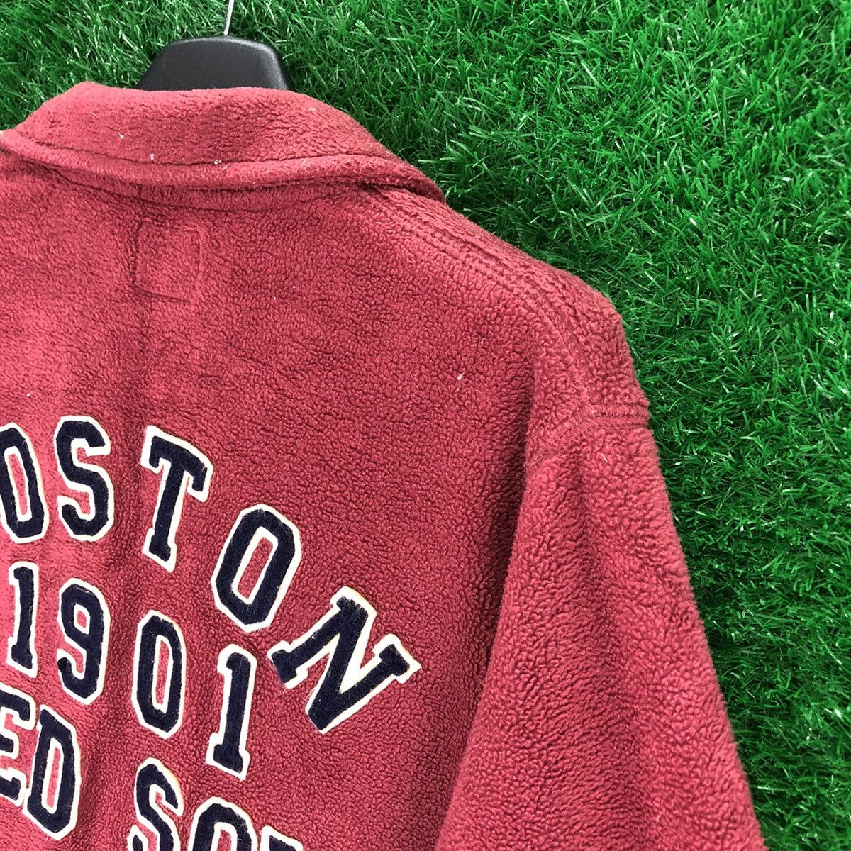 Uniqlo Uniqlo x MLB Boston 1901 Red Sox Fleece Sweater Pullover Size US M / EU 48-50 / 2 - 2 Thumbnail