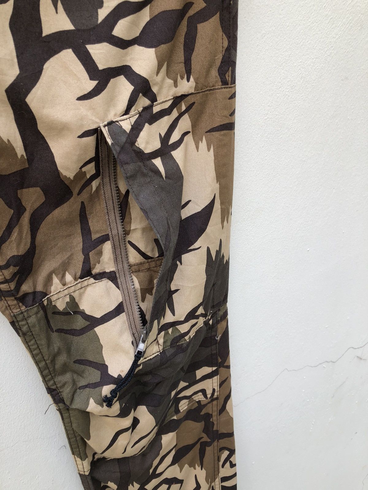 Vintage Slap Shot Japan Camouflage Cargo Trouser Size US 31 - 14 Thumbnail