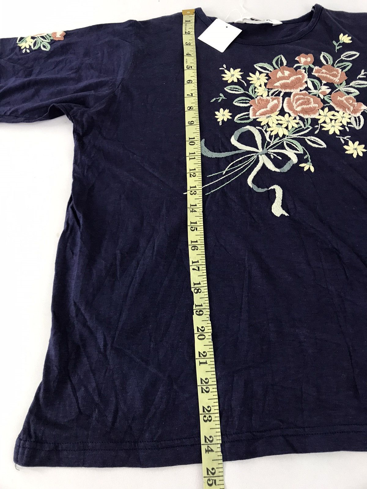 Other Japanese Brand Rosom Embroidery Floral Logo Tee Size M / US 6-8 / IT 42-44 - 9 Thumbnail