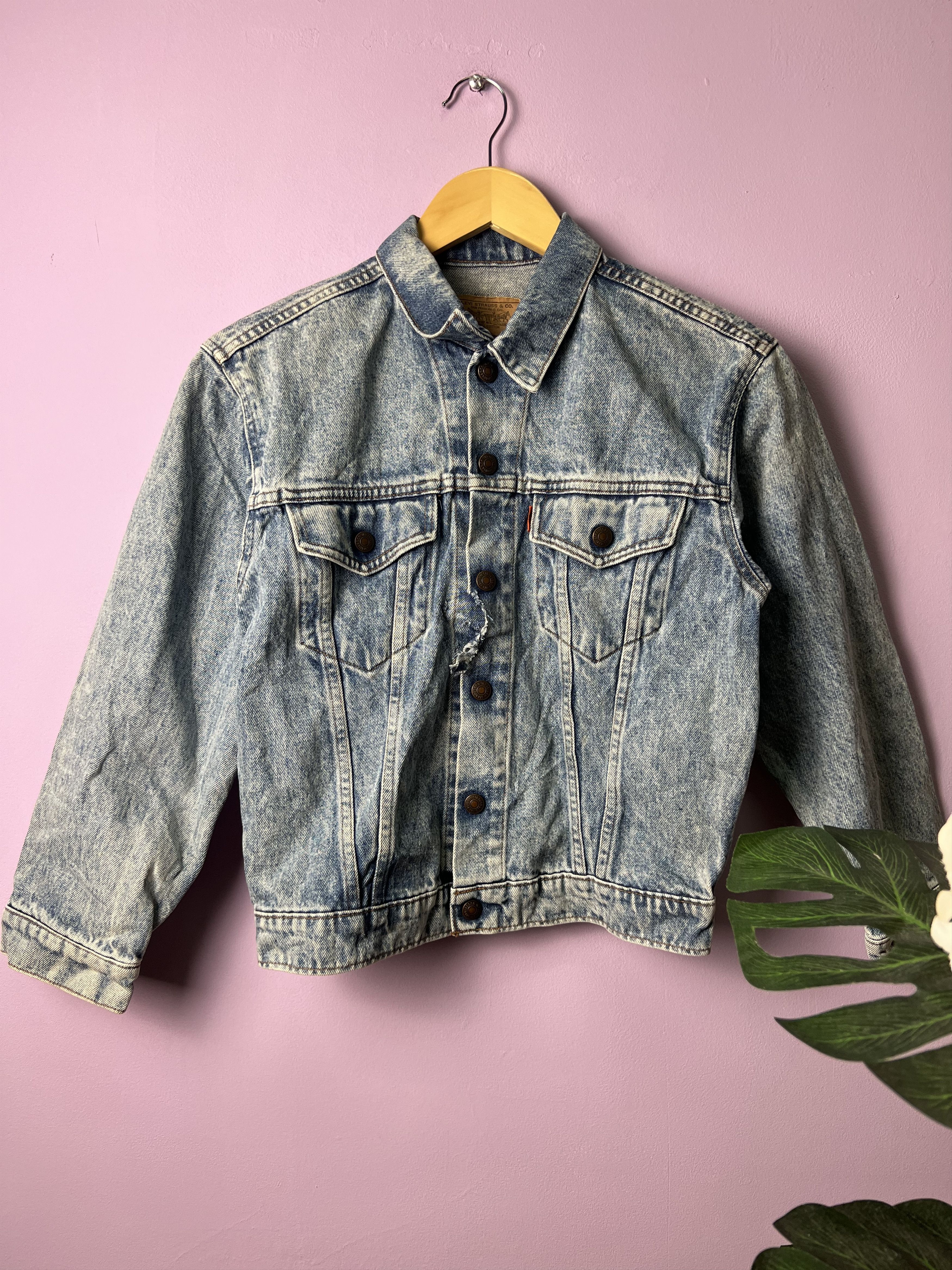Levi's 🔥Crashed Vintage Levis Denim Trucker Size S / US 4 / IT 40 - 2 Thumbnail