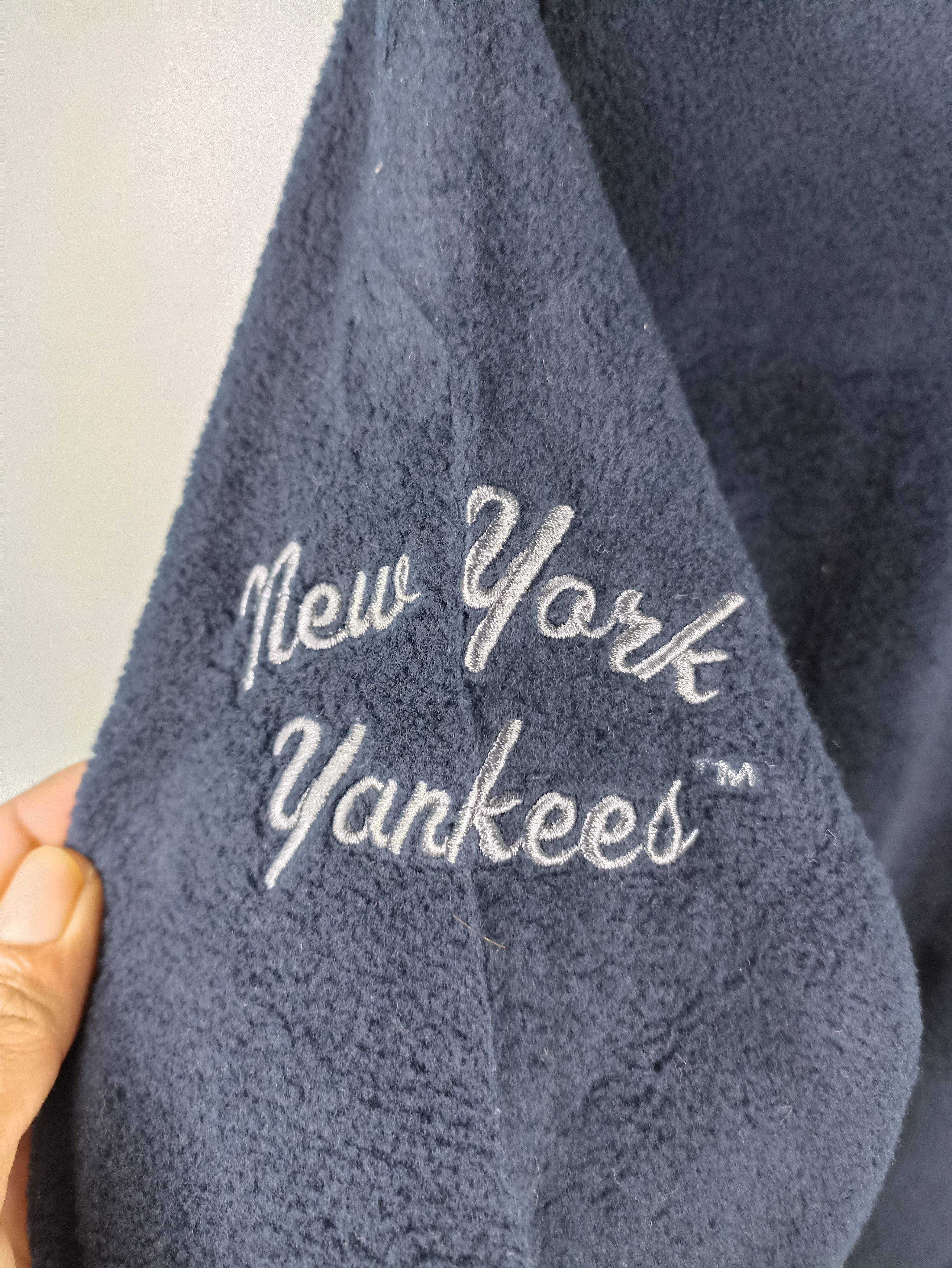 New York Yankees × Uniqlo × Vintage Vintage MLB × Uniqlo Fleece Sweatshirt Size US M / EU 48-50 / 2 - 2 Thumbnail