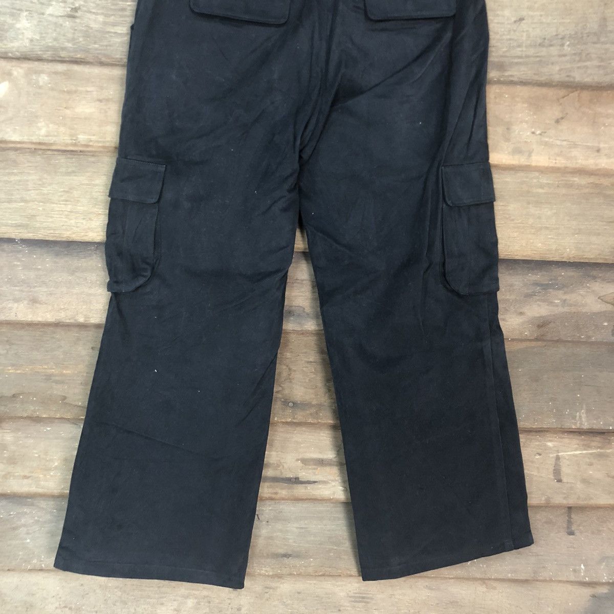 Japanese Brand Maric Claire Dark Blue Multipocket cropped Cargo Pants #3364 Size US 27 - 10 Thumbnail