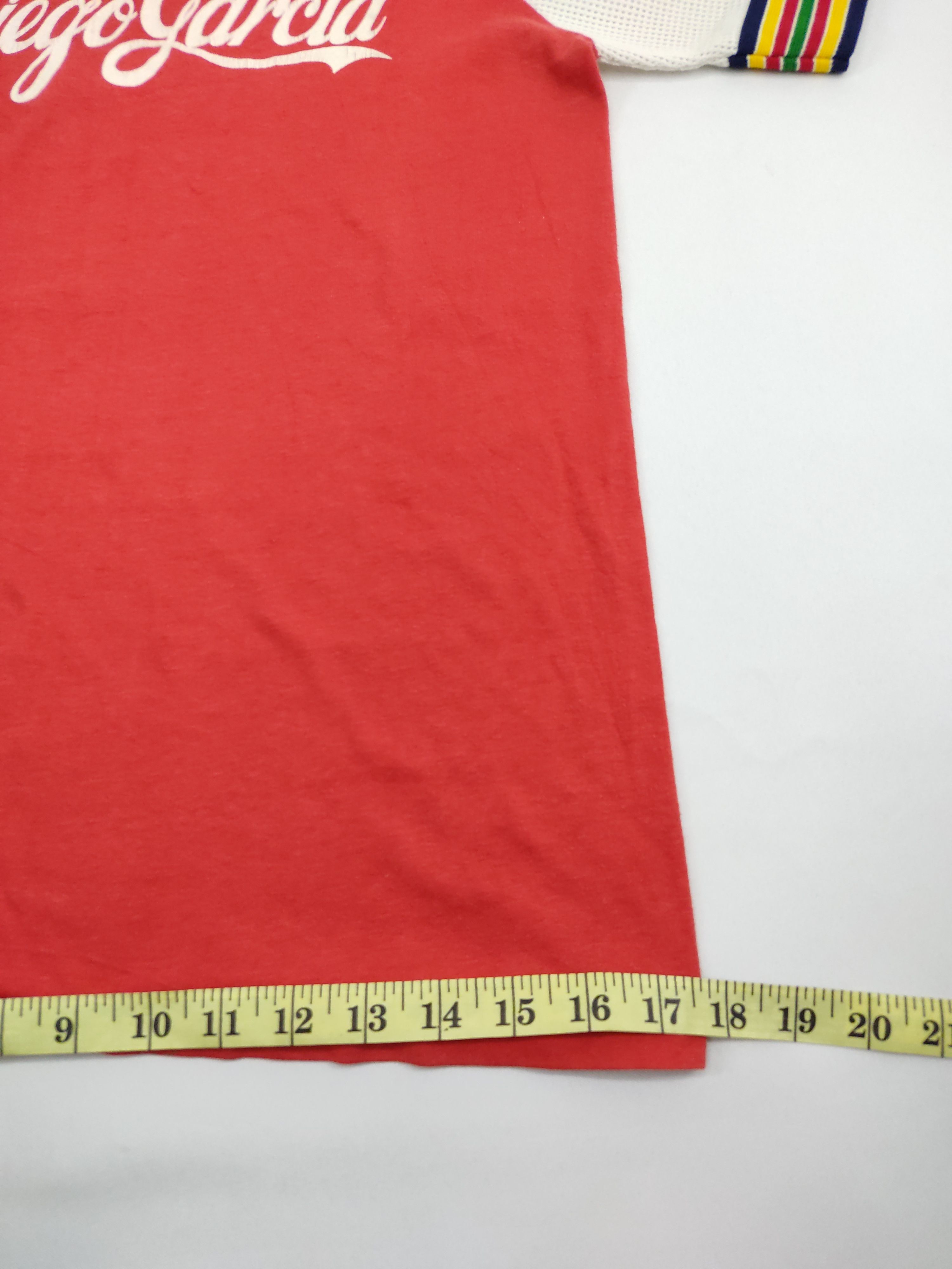 Vintage Vintage 80s Diego Garcia Raglan Tee British Indian Ocean Size S / US 4 / IT 40 - 4 Thumbnail