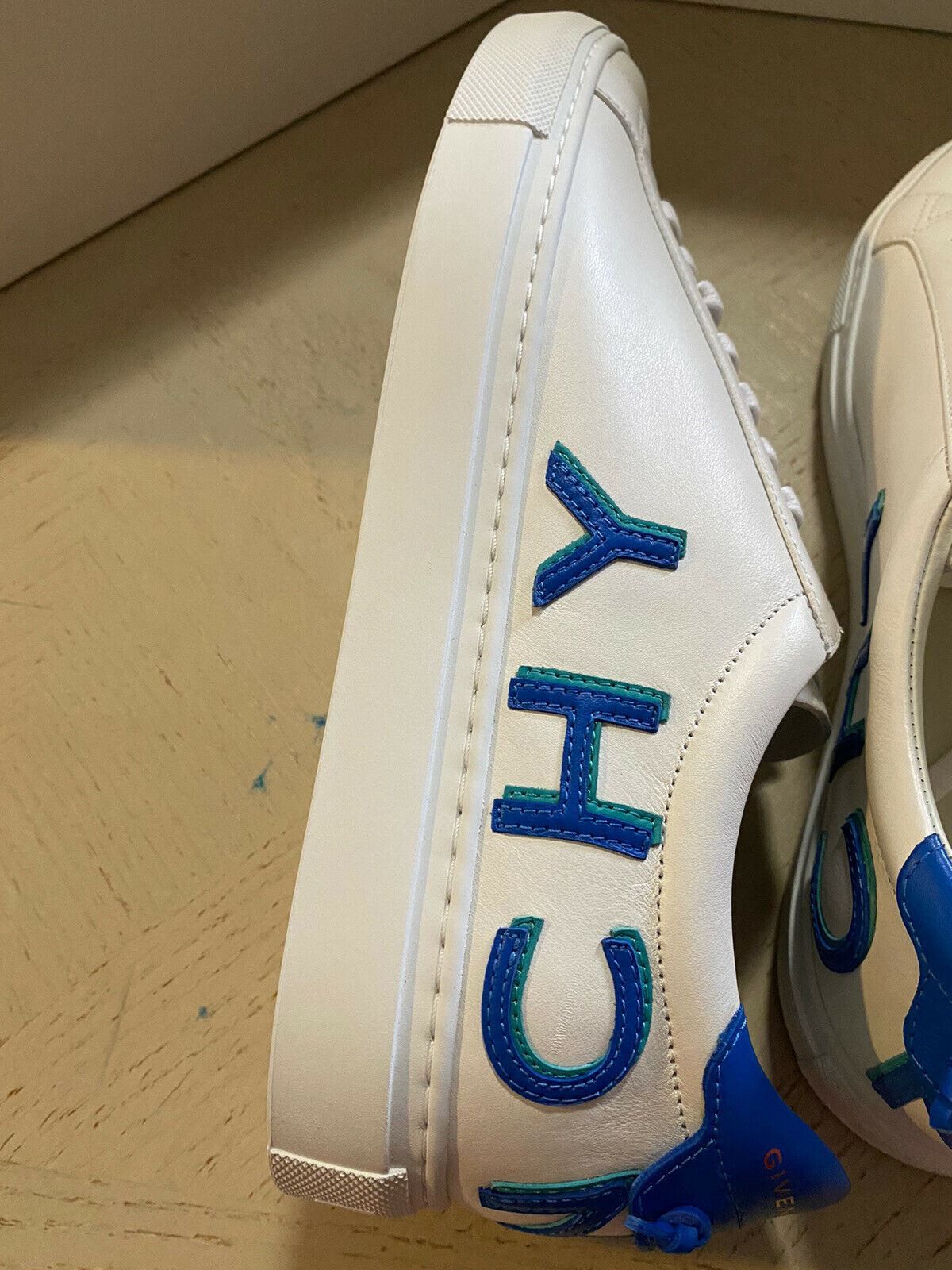 Givenchy Shoes in White/Blue Size US 9 / EU 42 - 6 Thumbnail
