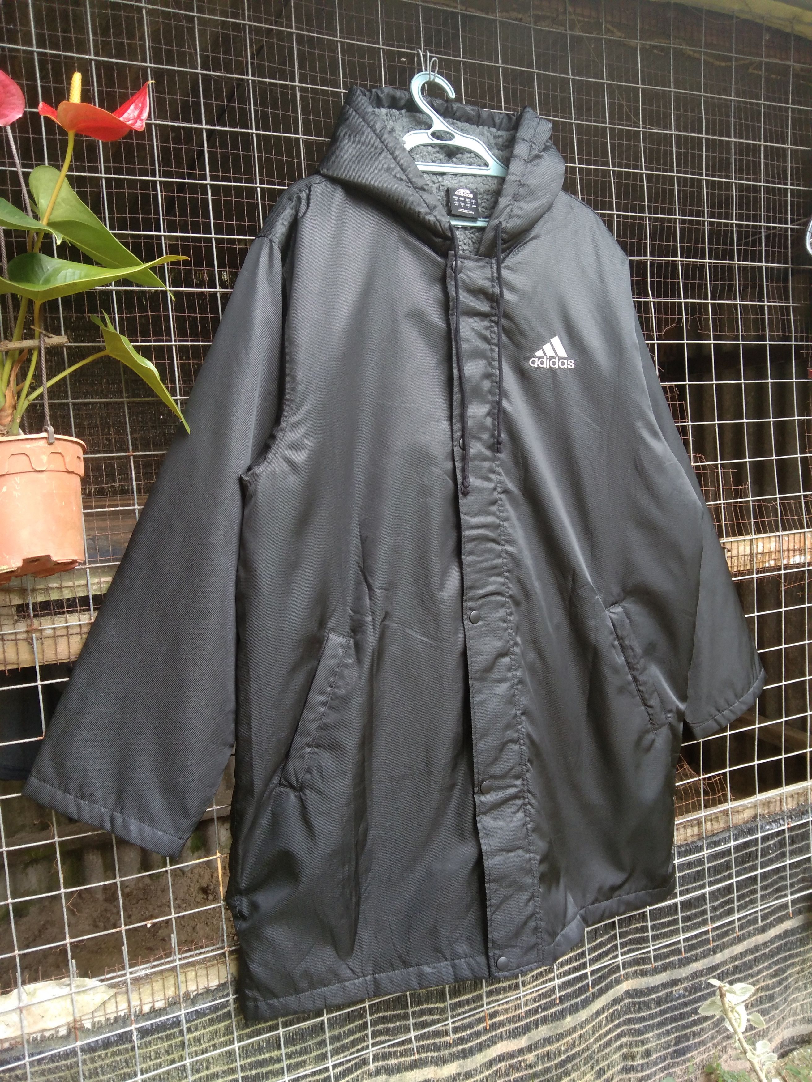Adidas ADIDAS MEN'S PARKA LONG JACKET Size US L / EU 52-54 / 3 - 5 Thumbnail