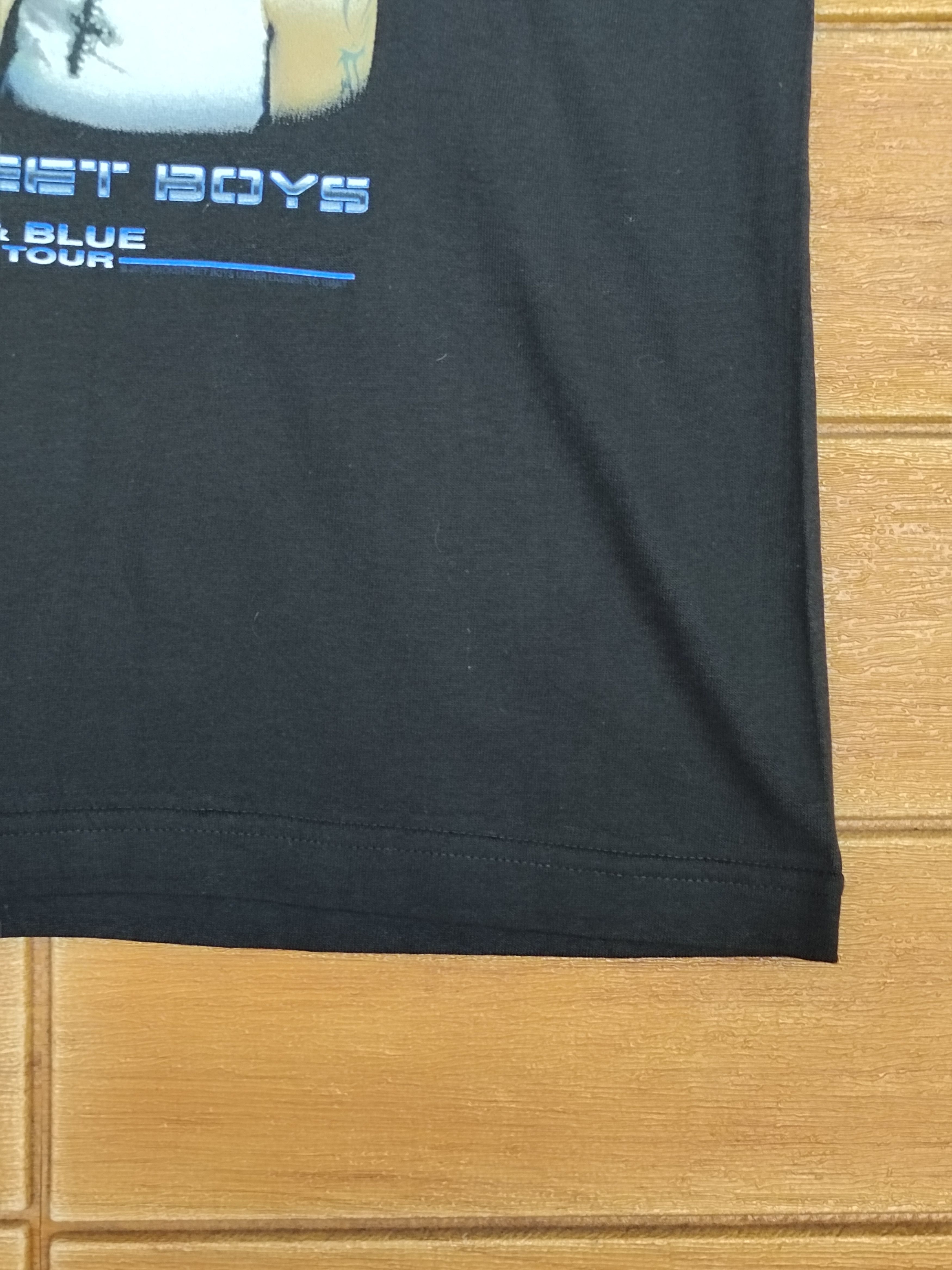 Band Tees Vintage Backstreet Boys Black & Blur World Tour T-Shirt Size US S / EU 44-46 / 1 - 8 Thumbnail