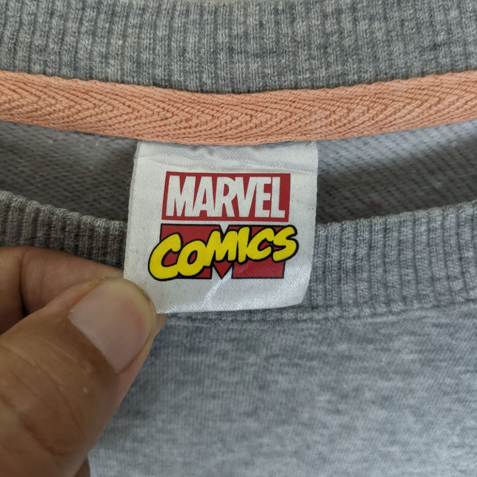 Marvel Comics × Uniqlo MARVEL Spiderman Jumper Sweatshirt Size US M / EU 48-50 / 2 - 8 Thumbnail