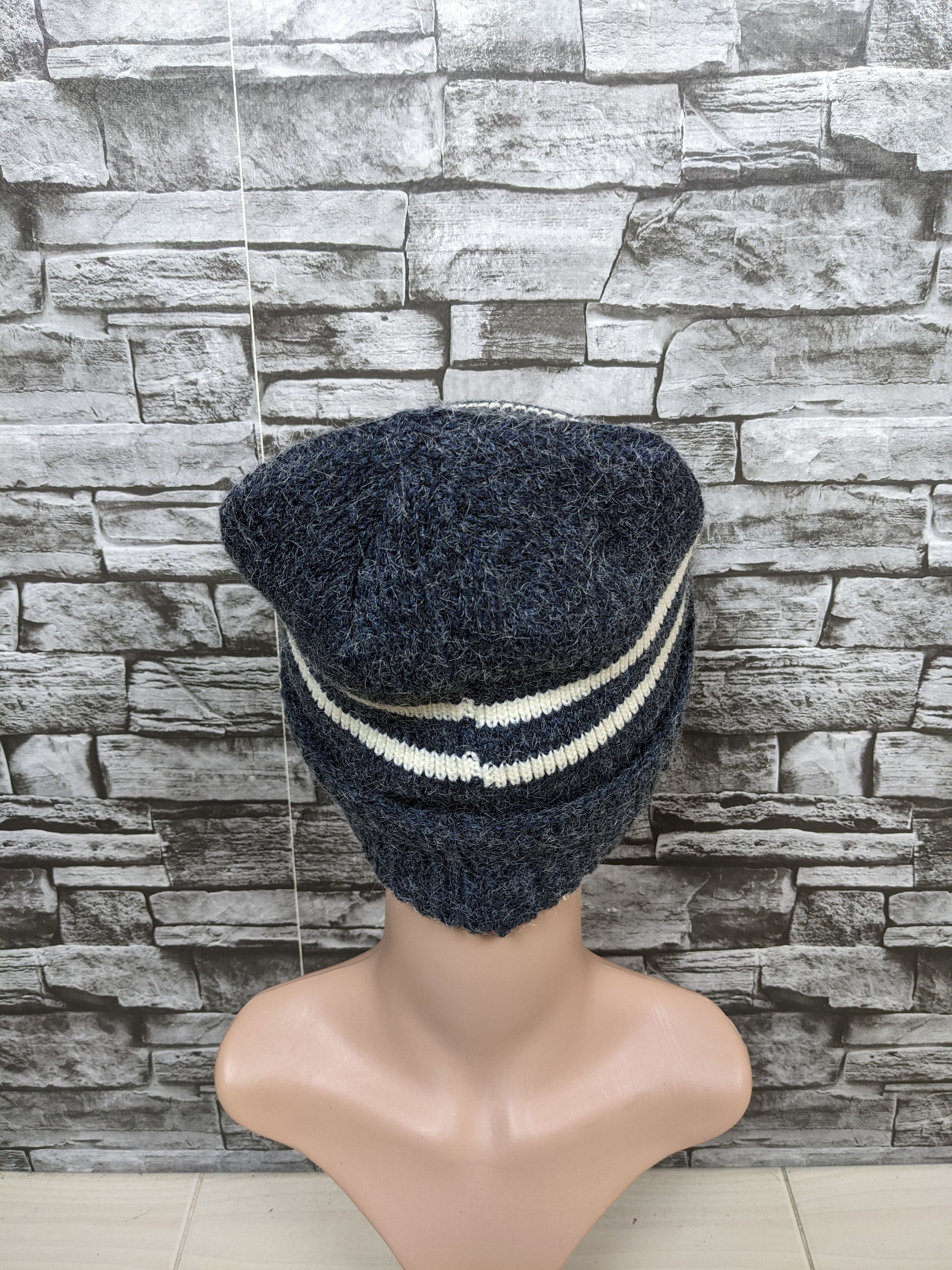 O'Neill Vintage Oneill Plain Beanie Hat Cap Snowcap Size ONE SIZE - 2 Thumbnail