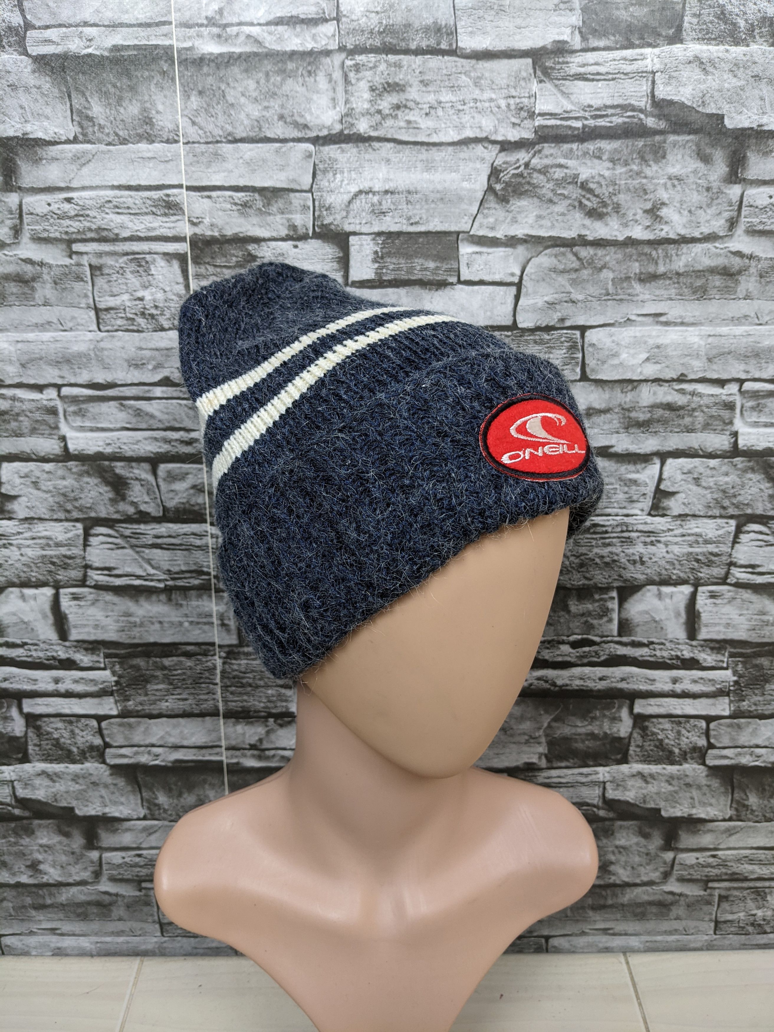 O'Neill Vintage Oneill Plain Beanie Hat Cap Snowcap Size ONE SIZE - 1 Thumbnail