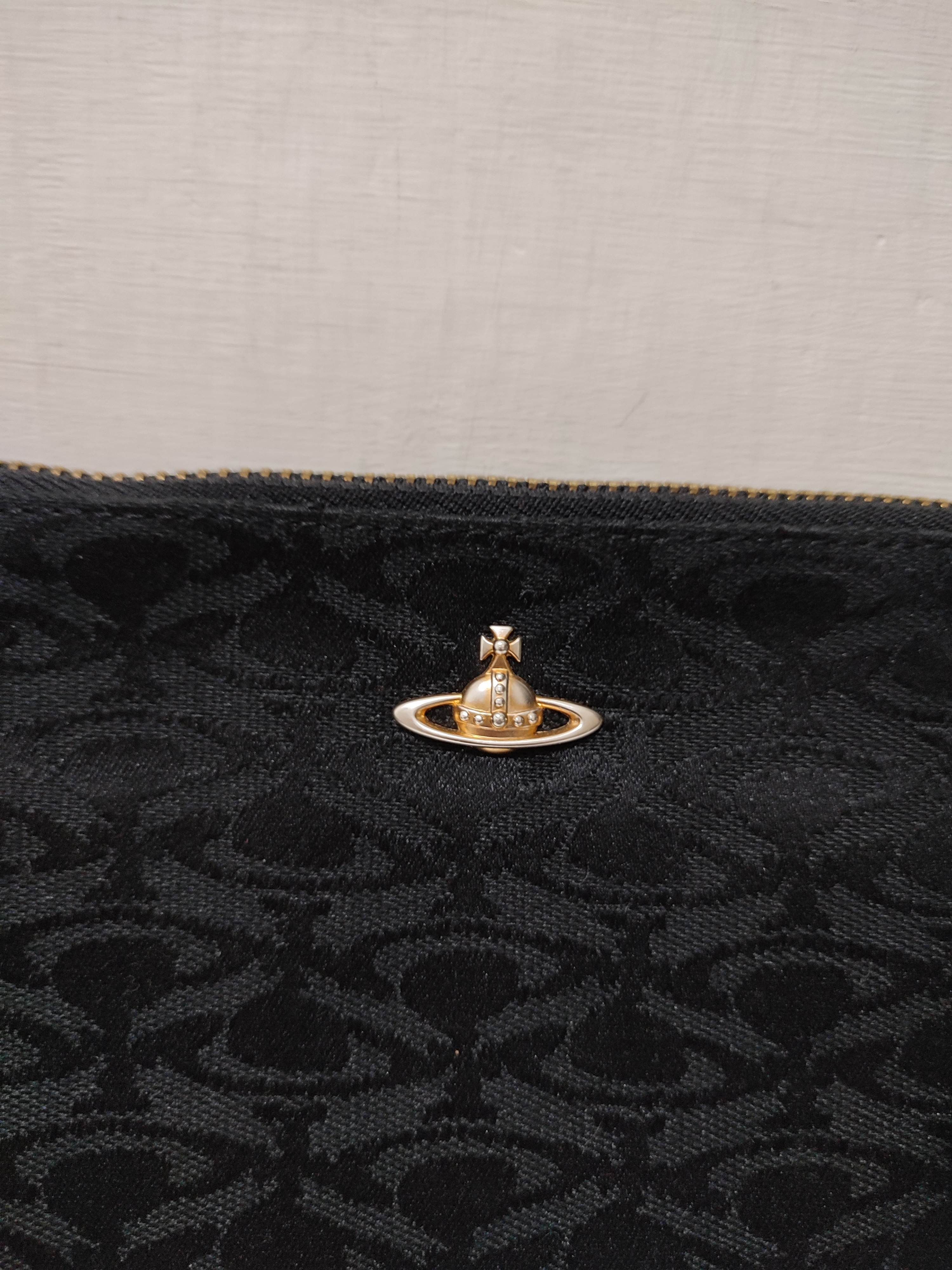 Vivienne Westwood 🔥Vivienne Westwood Monogram Orb Clutch Size ONE SIZE - 2 Thumbnail