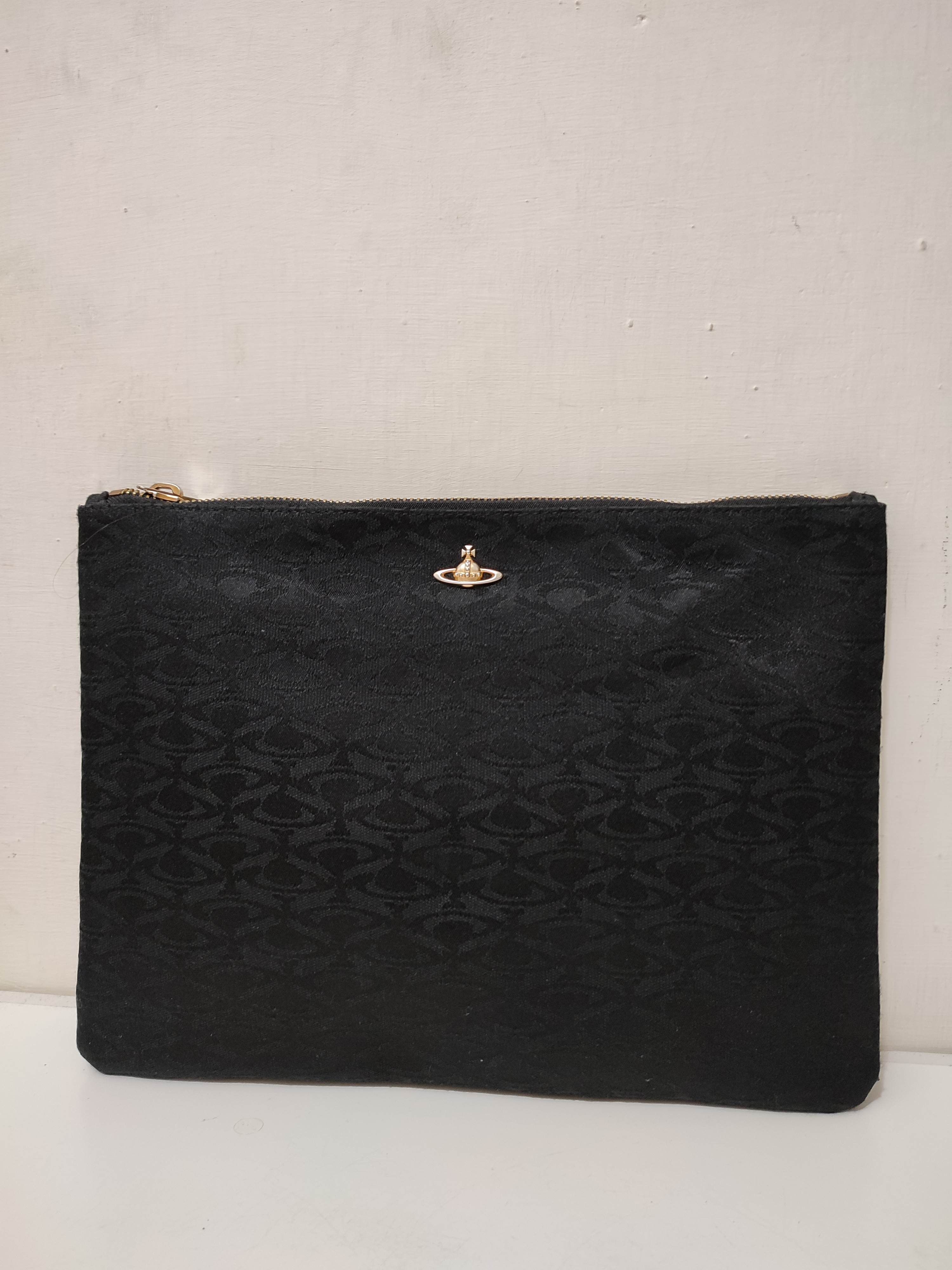 Vivienne Westwood 🔥Vivienne Westwood Monogram Orb Clutch Size ONE SIZE - 1 Thumbnail