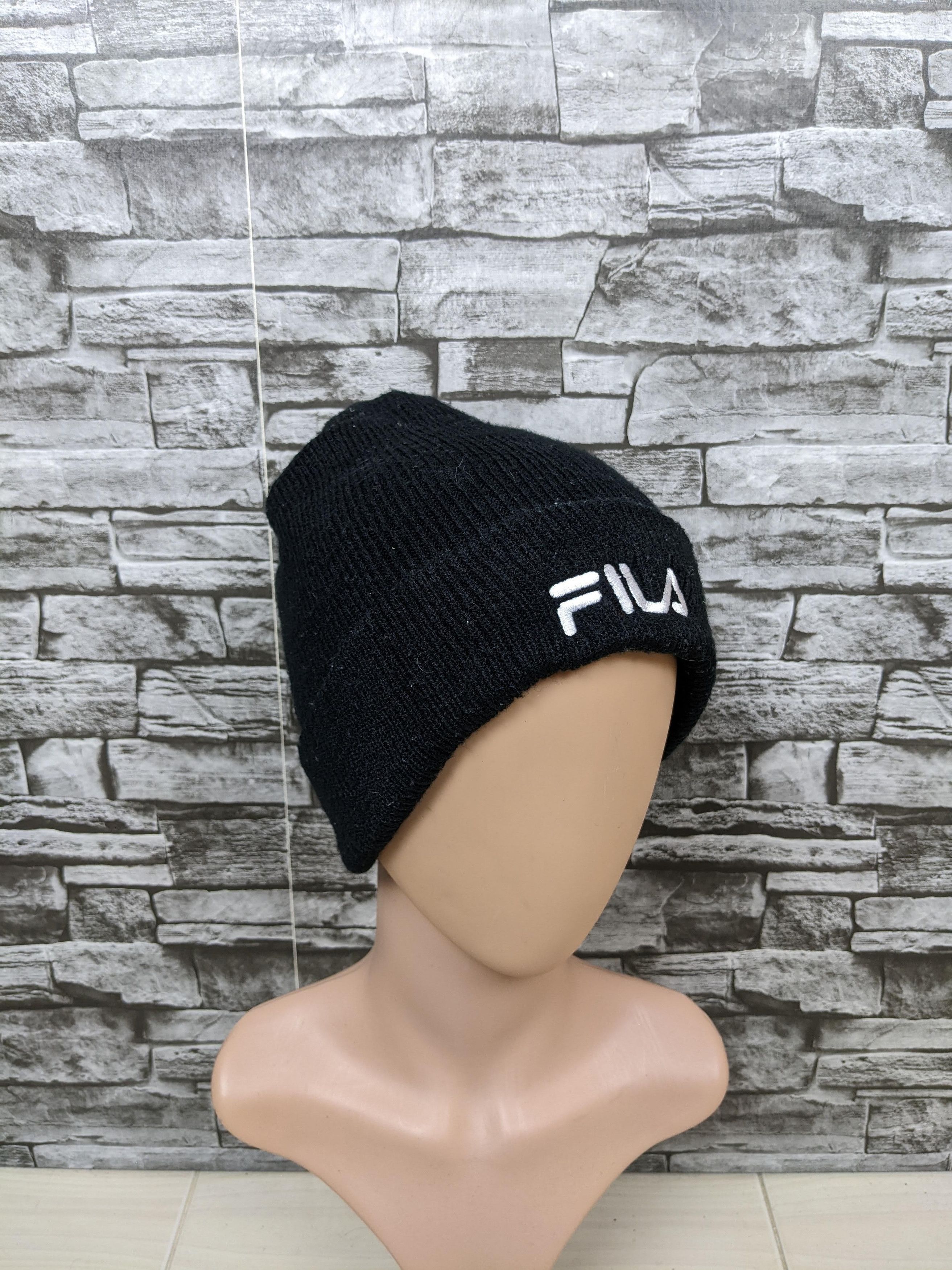 Fila Vintage Fila Plain Beanie Hat Cap Snowcap Size ONE SIZE - 1 Thumbnail