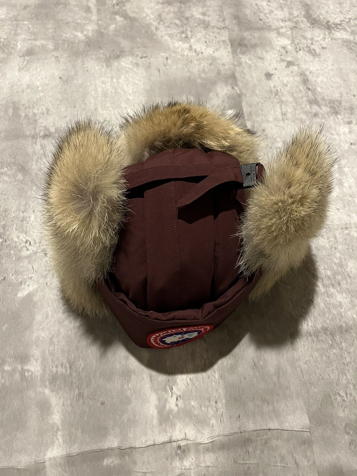 Canada goose hat fur on sale